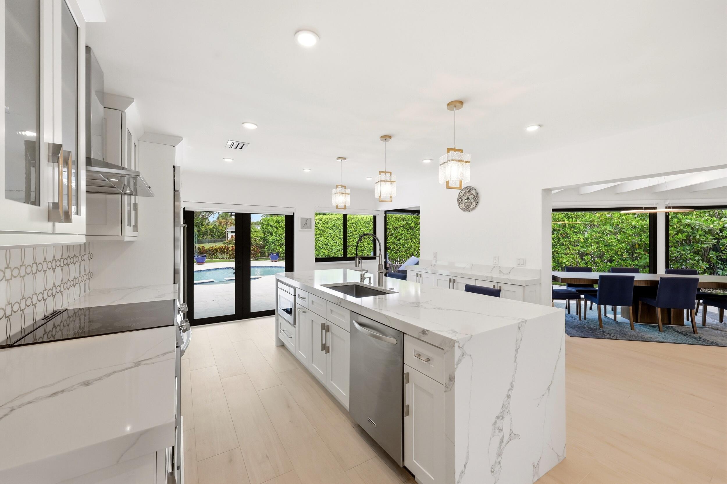 624 W Lakewoode Circle W