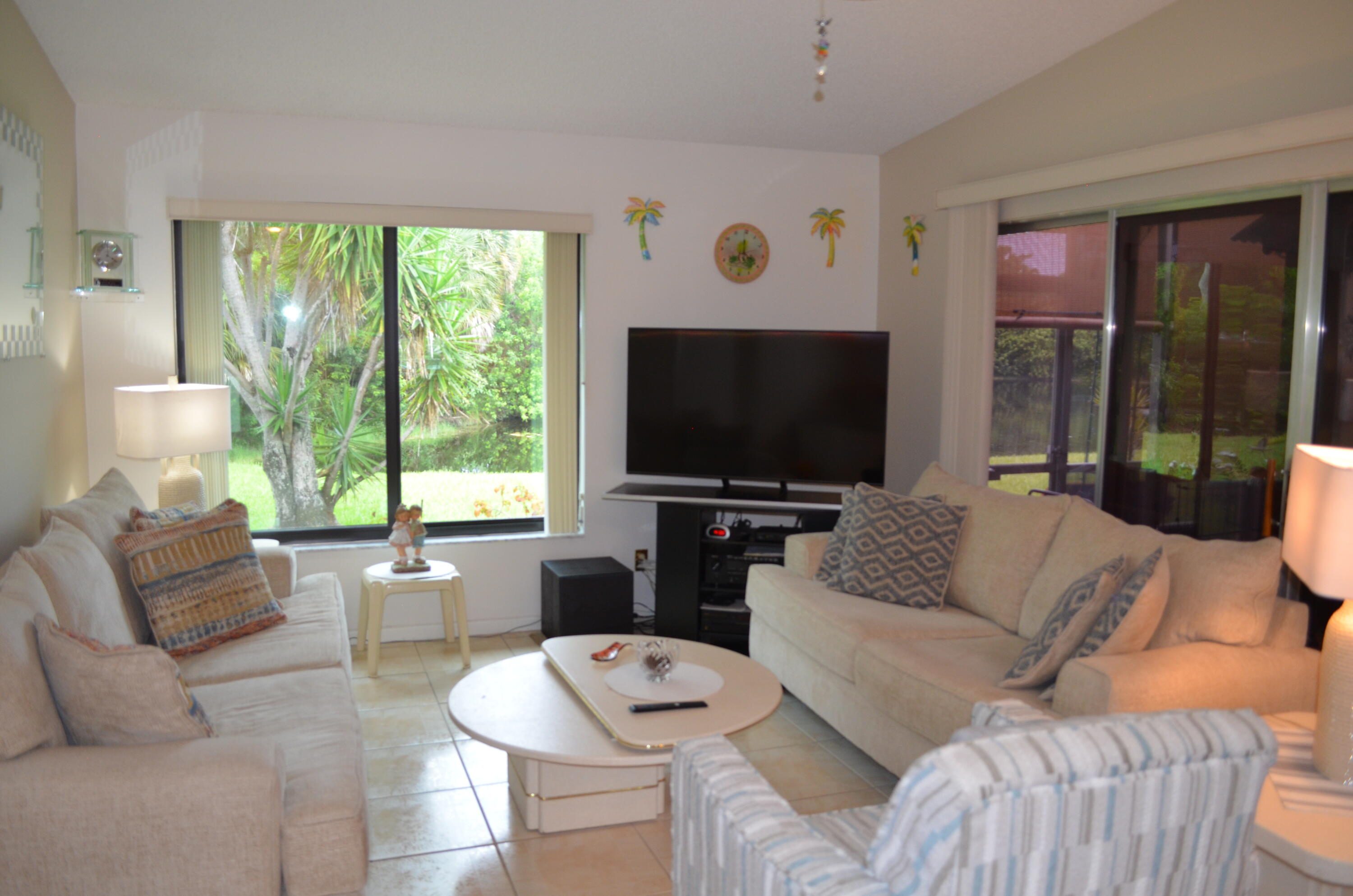5392 Viburnum Circle