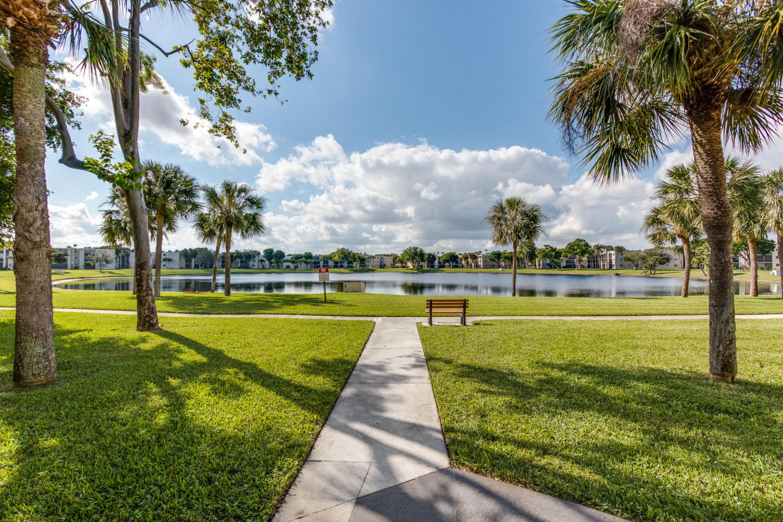 5392 Viburnum Circle