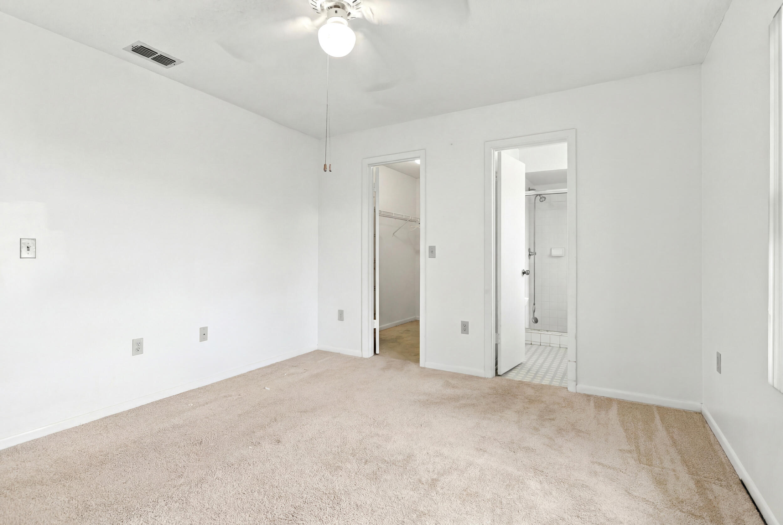 2737 Myakka Drive