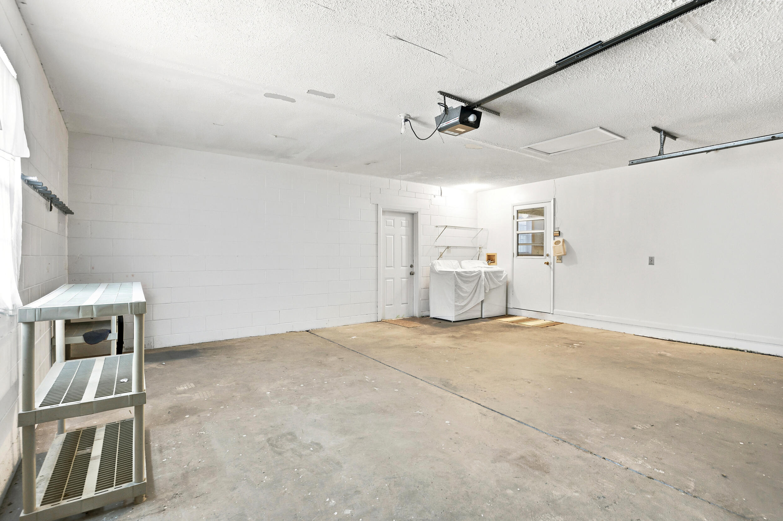2737 Myakka Drive