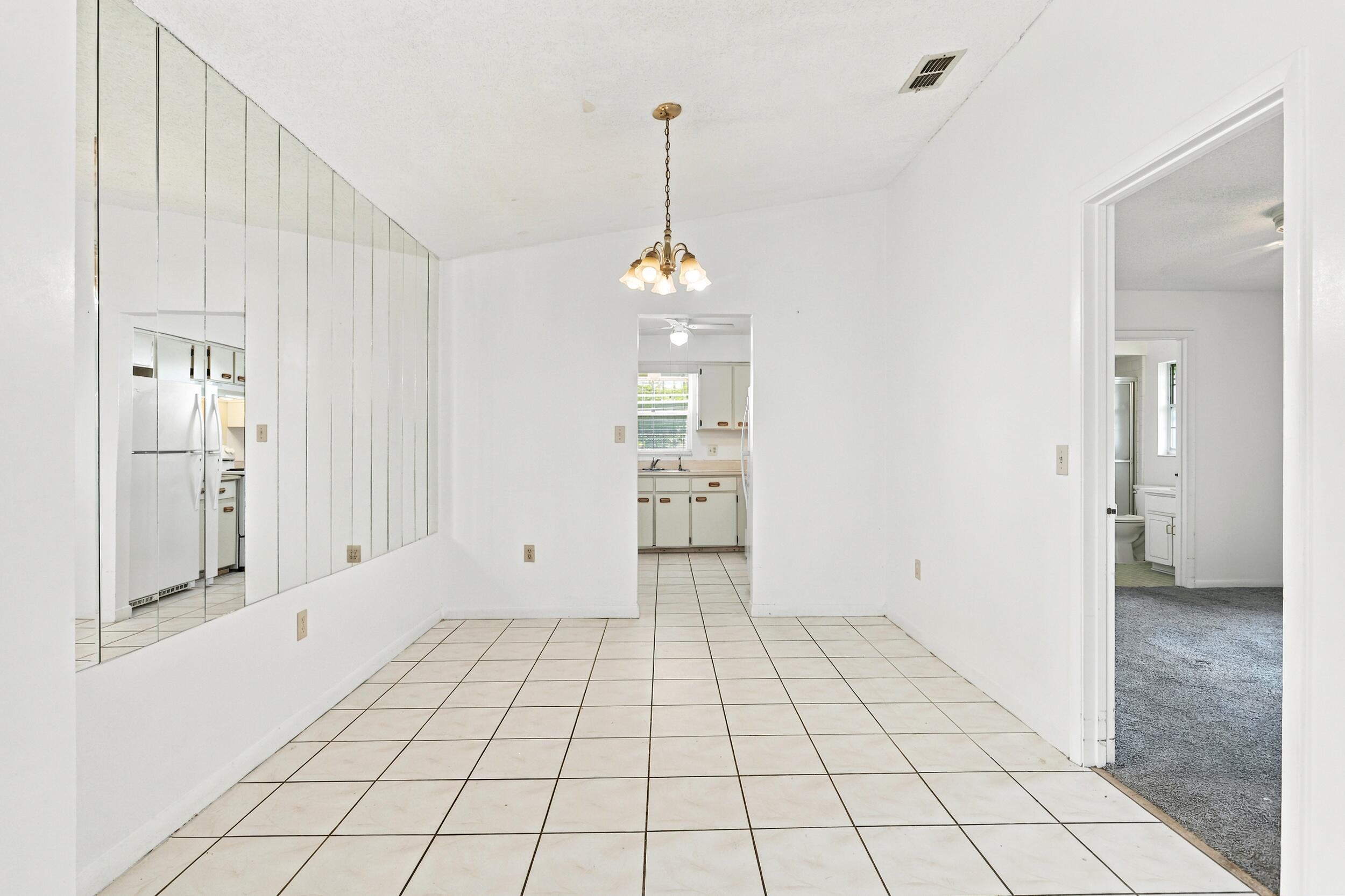 2737 Myakka Drive