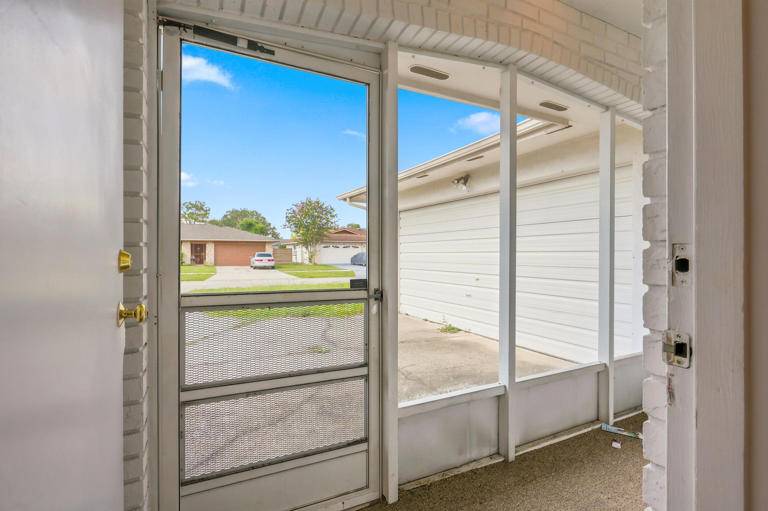 2737 Myakka Drive