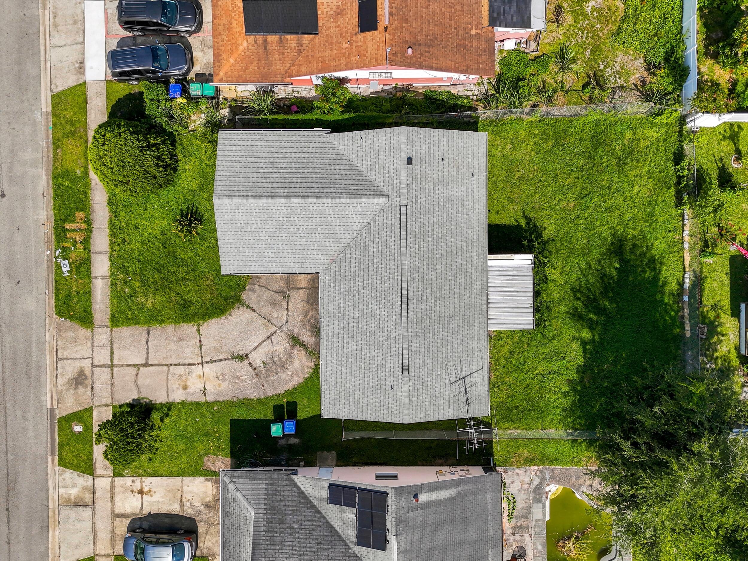 2737 Myakka Drive