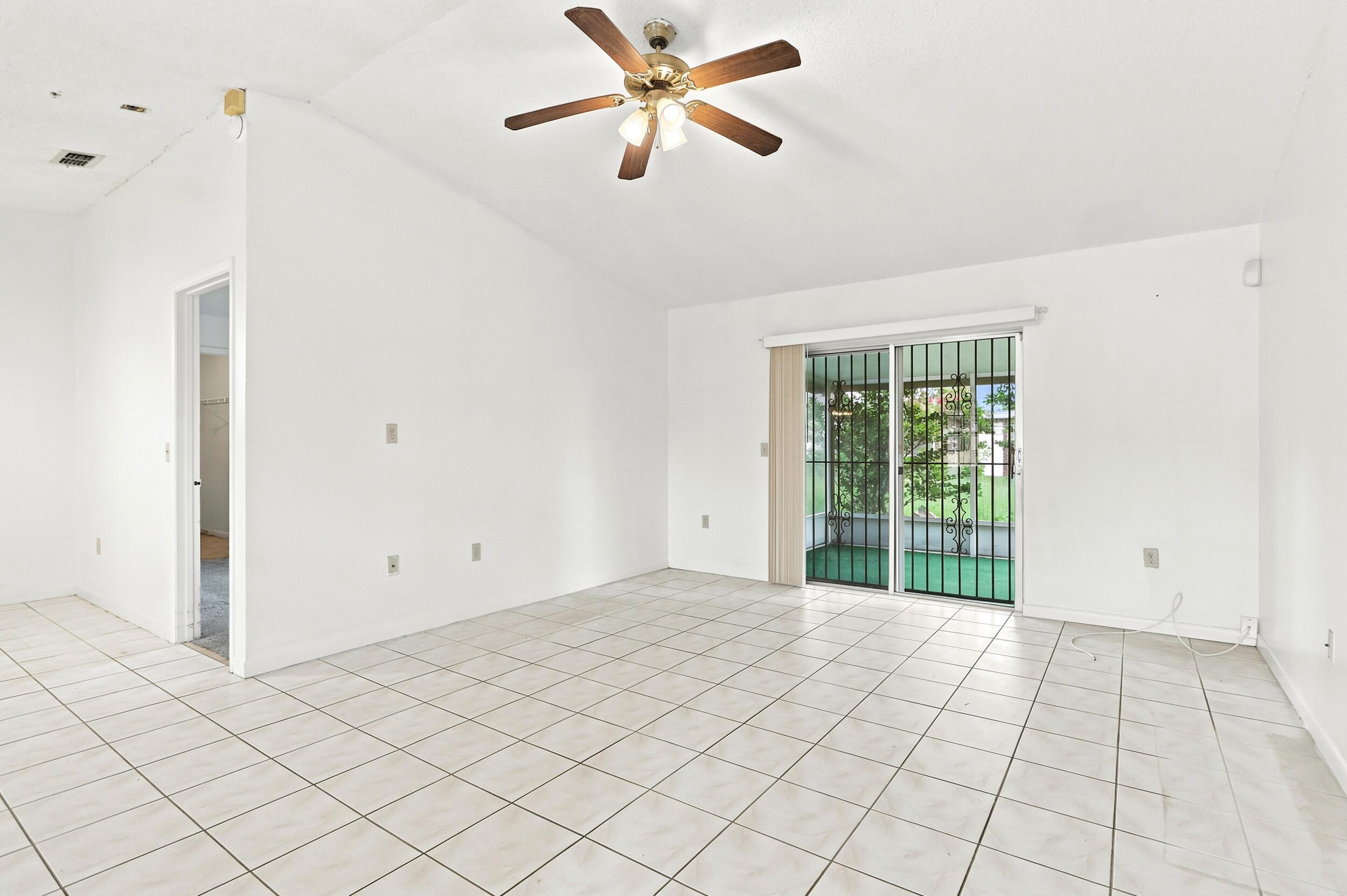 2737 Myakka Drive