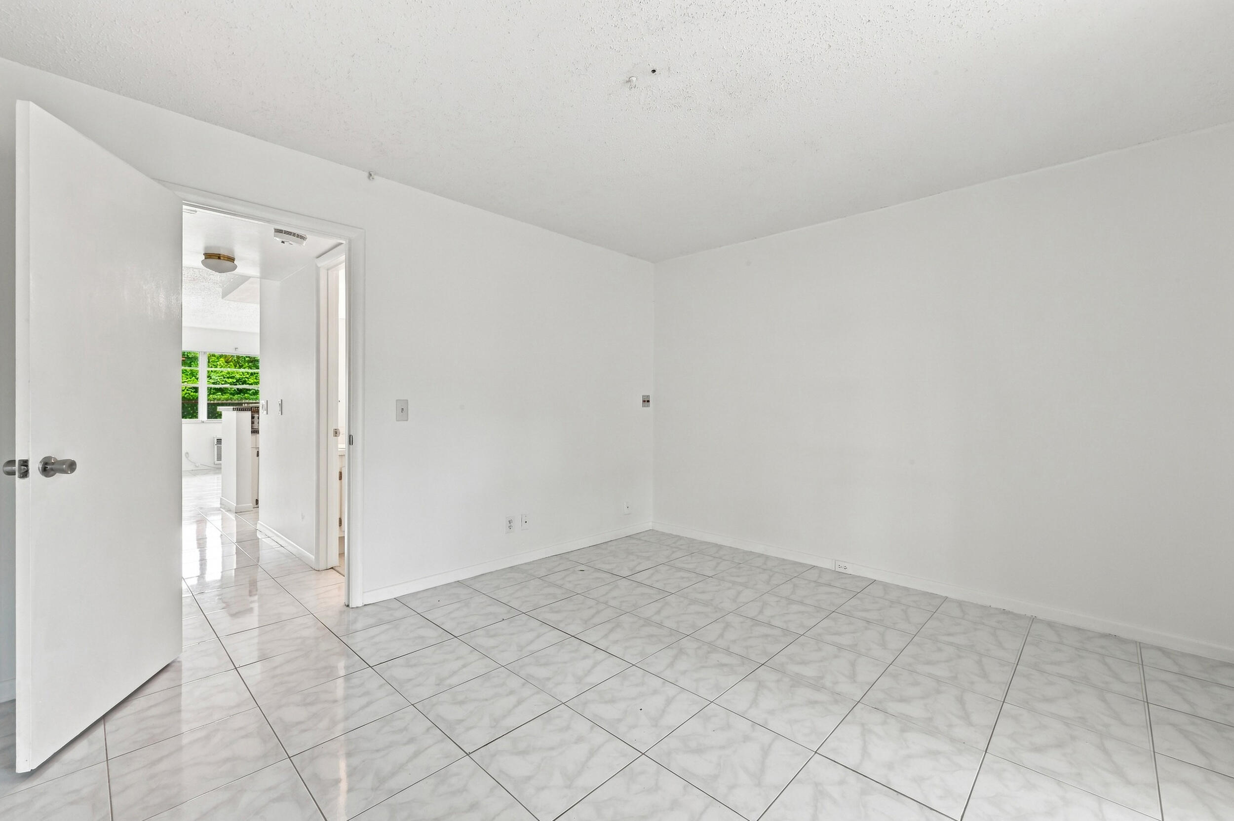 310 OAKRIDGE R Court 310