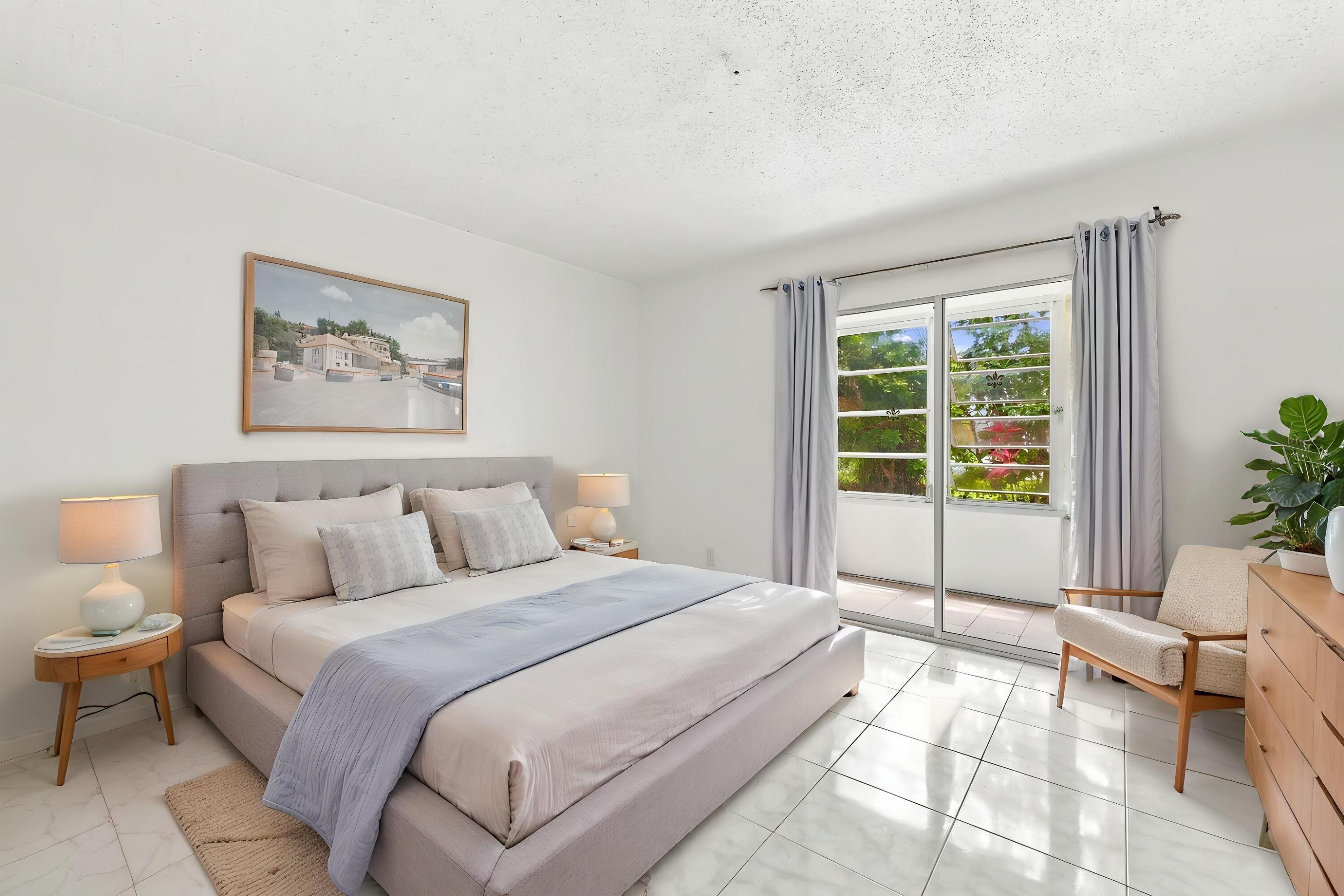 310 OAKRIDGE R Court 310