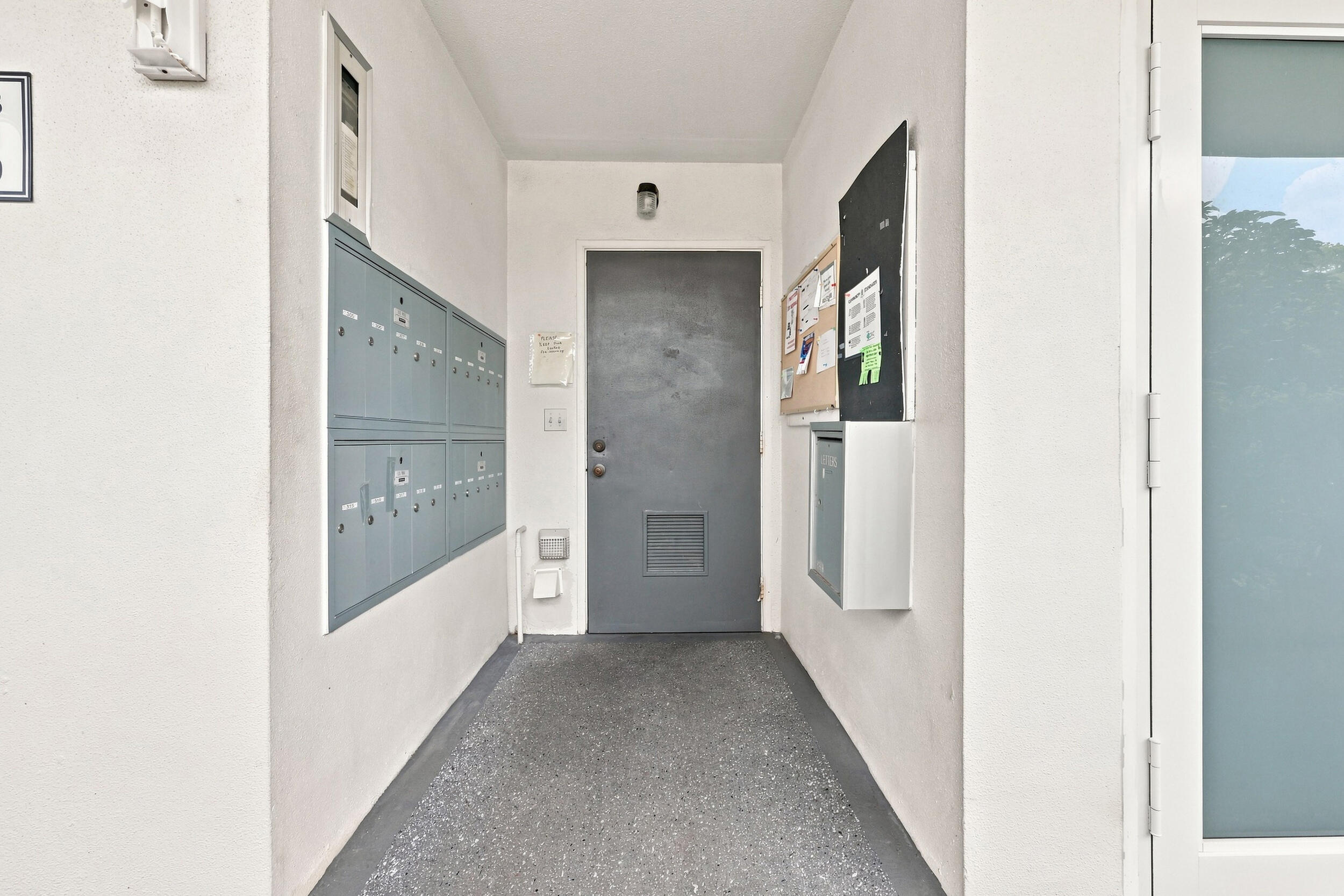 310 OAKRIDGE R Court 310