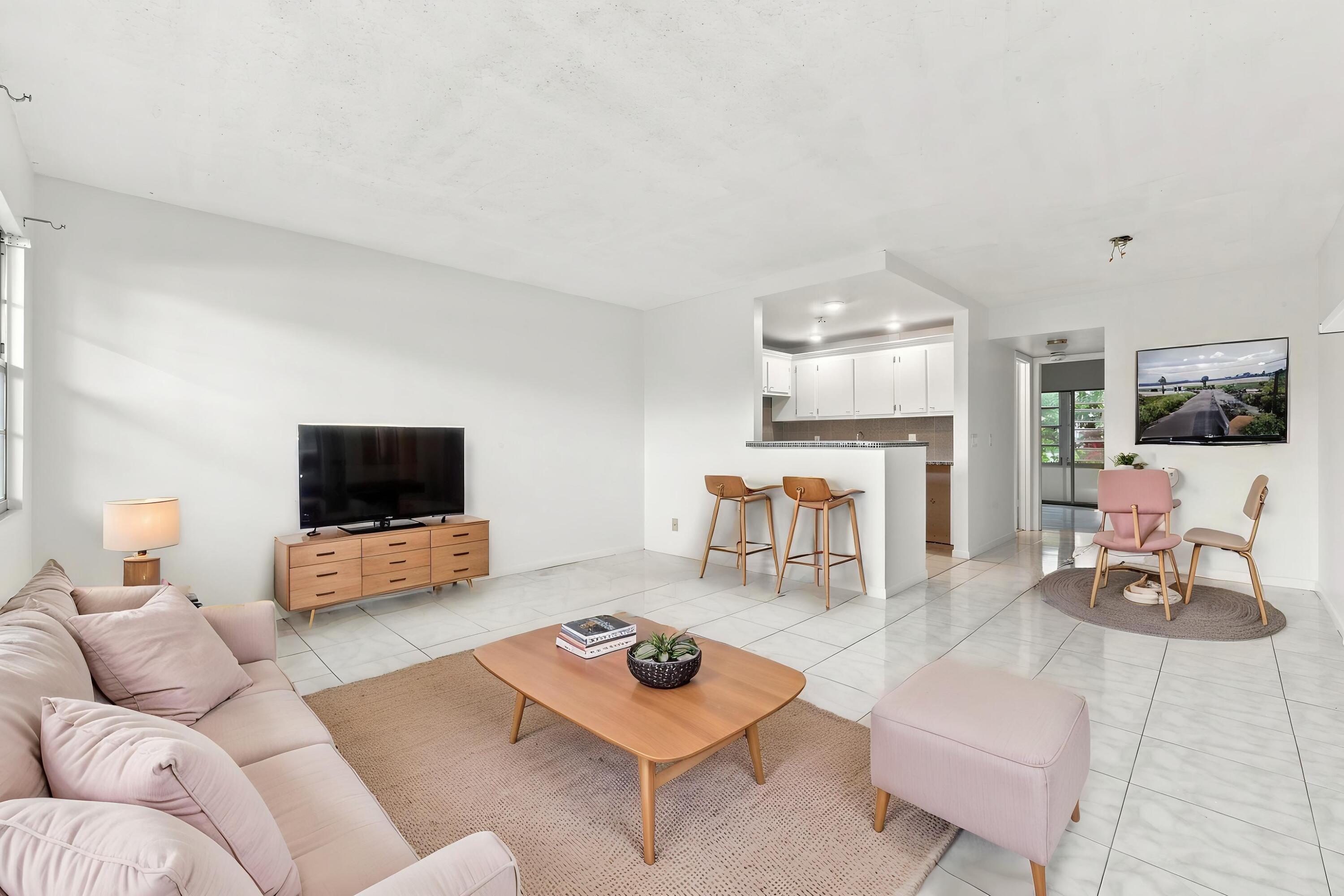 310 OAKRIDGE R Court 310