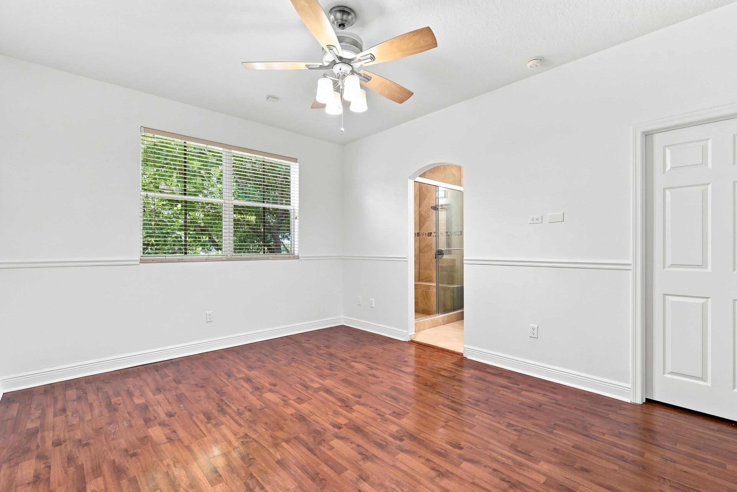 2107 Anchor Court 2104