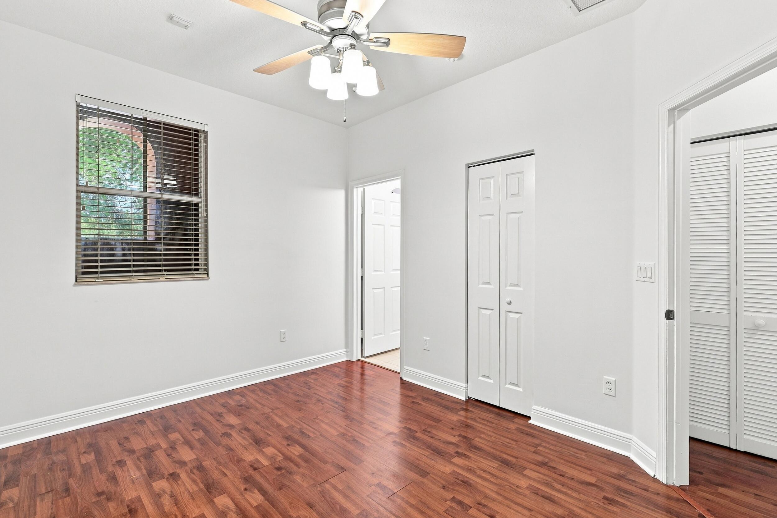2107 Anchor Court 2104