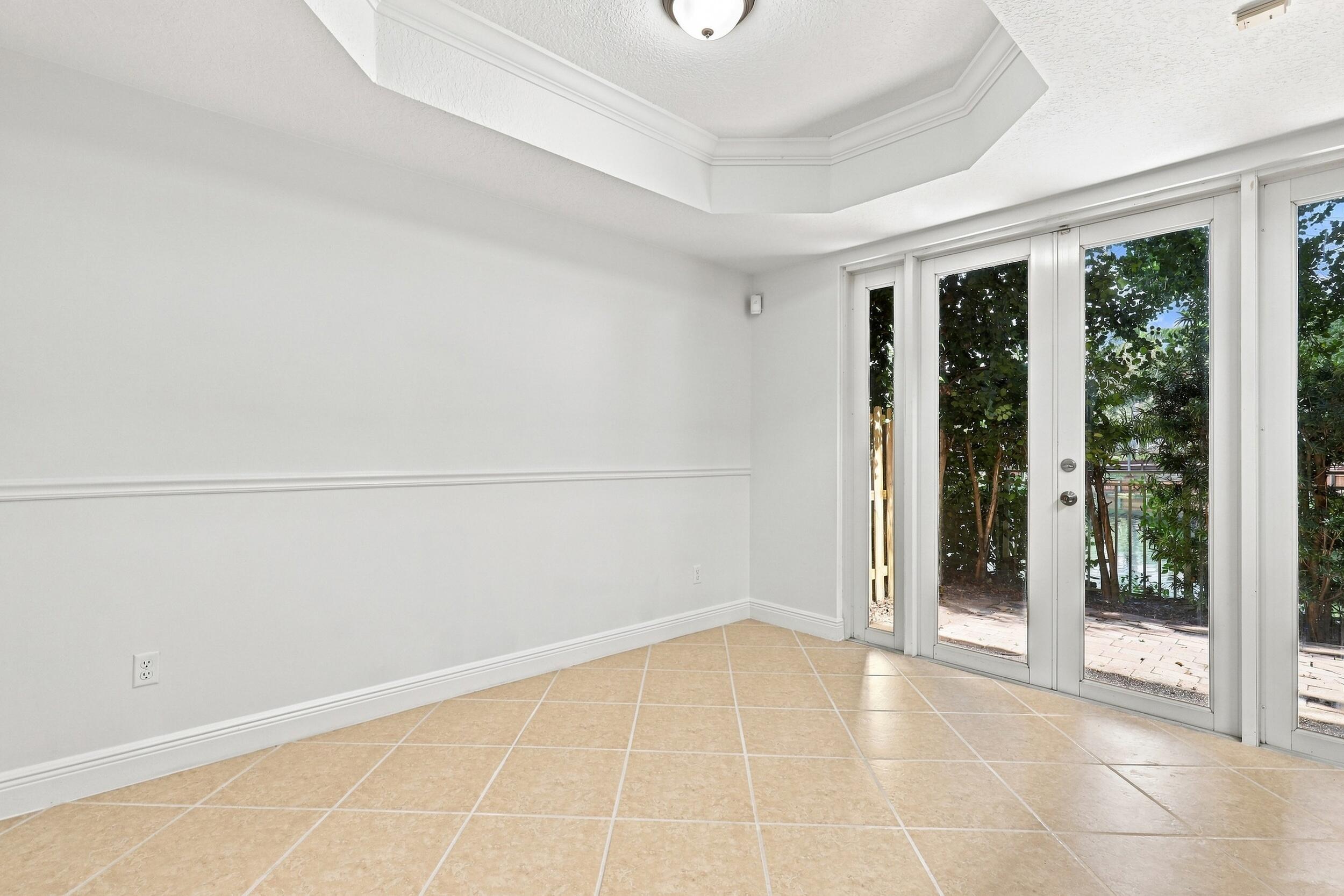 2107 Anchor Court 2104