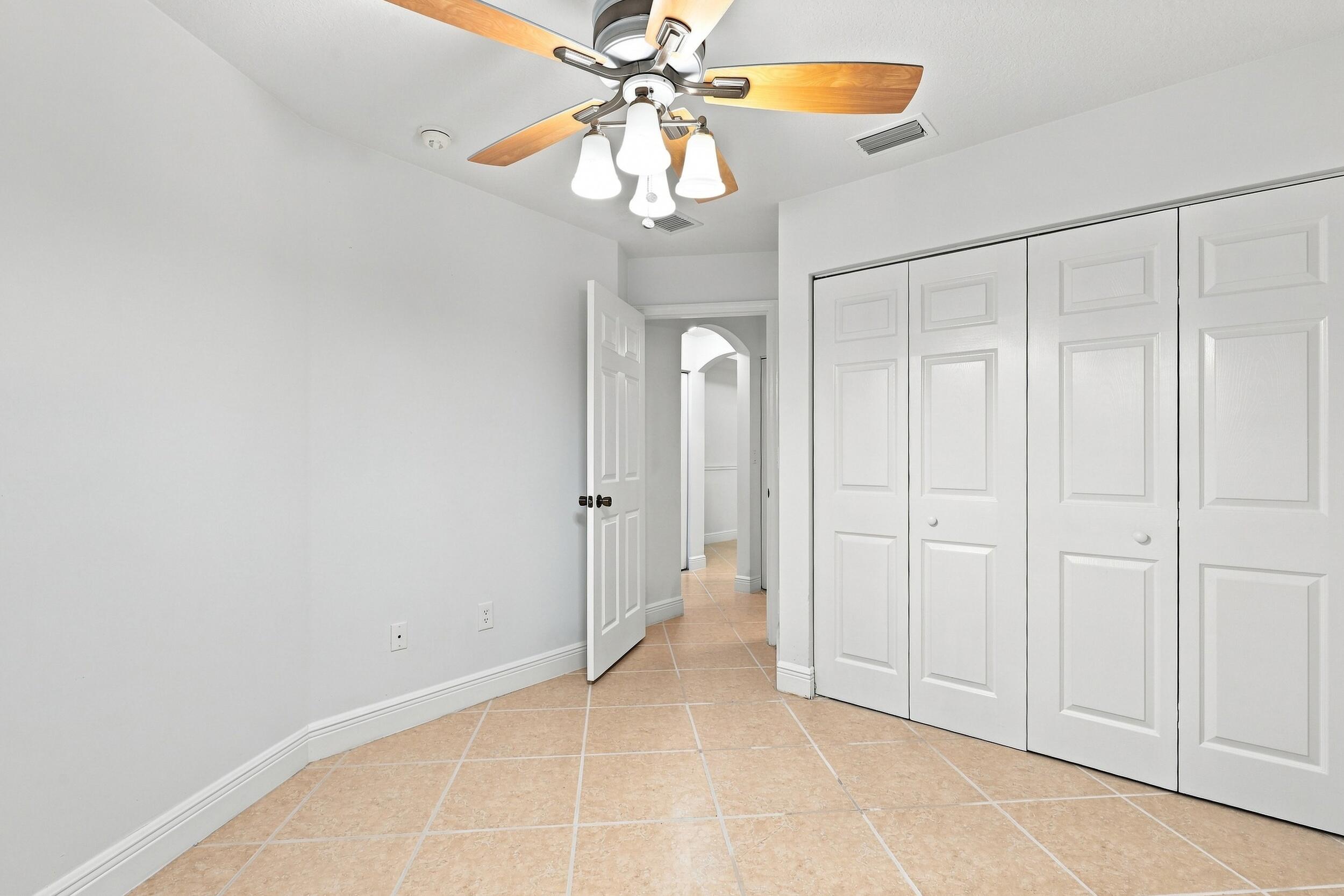 2107 Anchor Court 2104