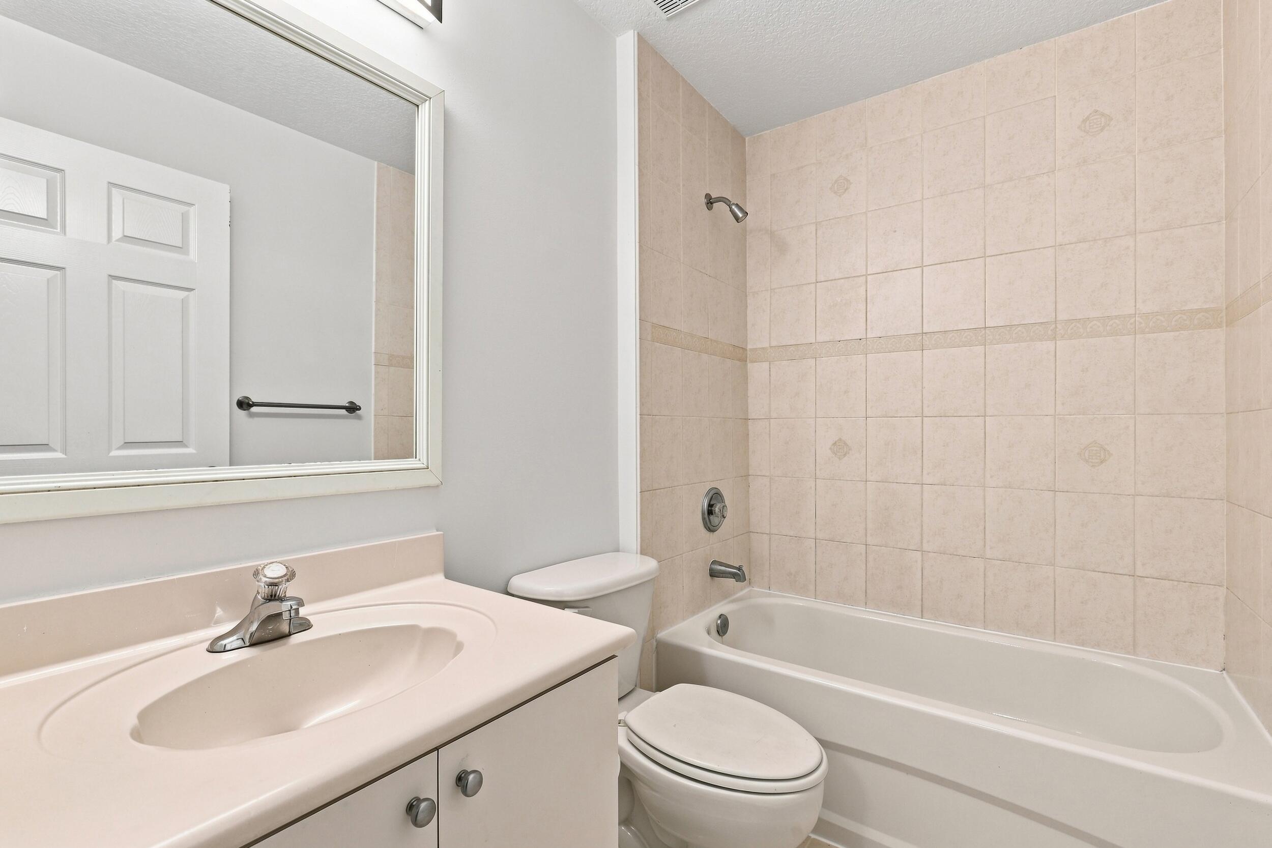2107 Anchor Court 2104