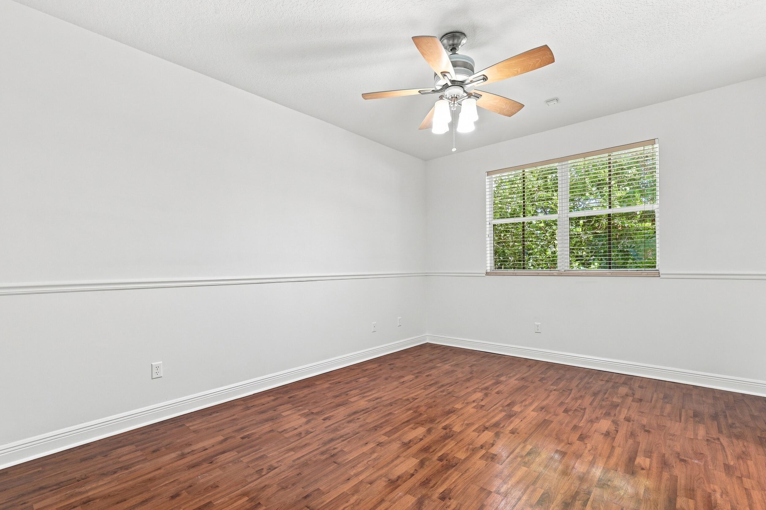 2107 Anchor Court 2104