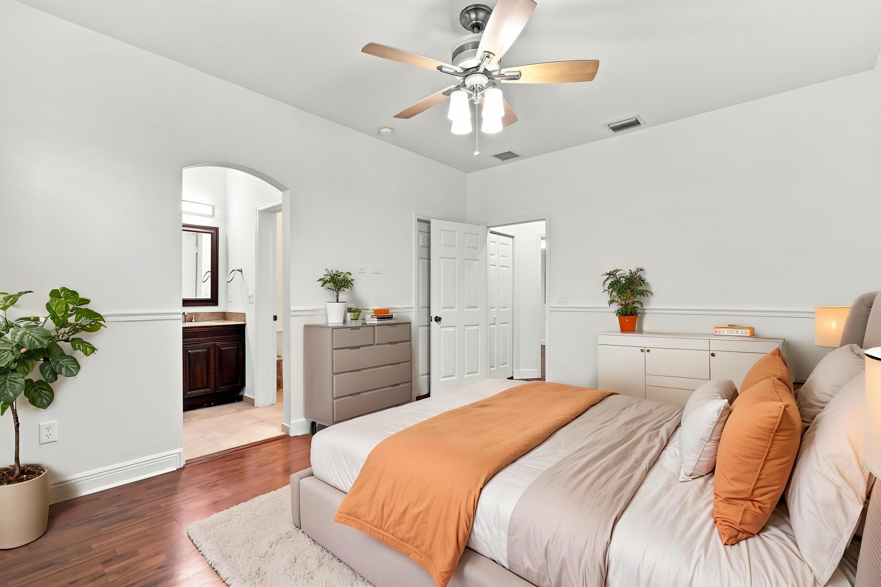 2107 Anchor Court 2104