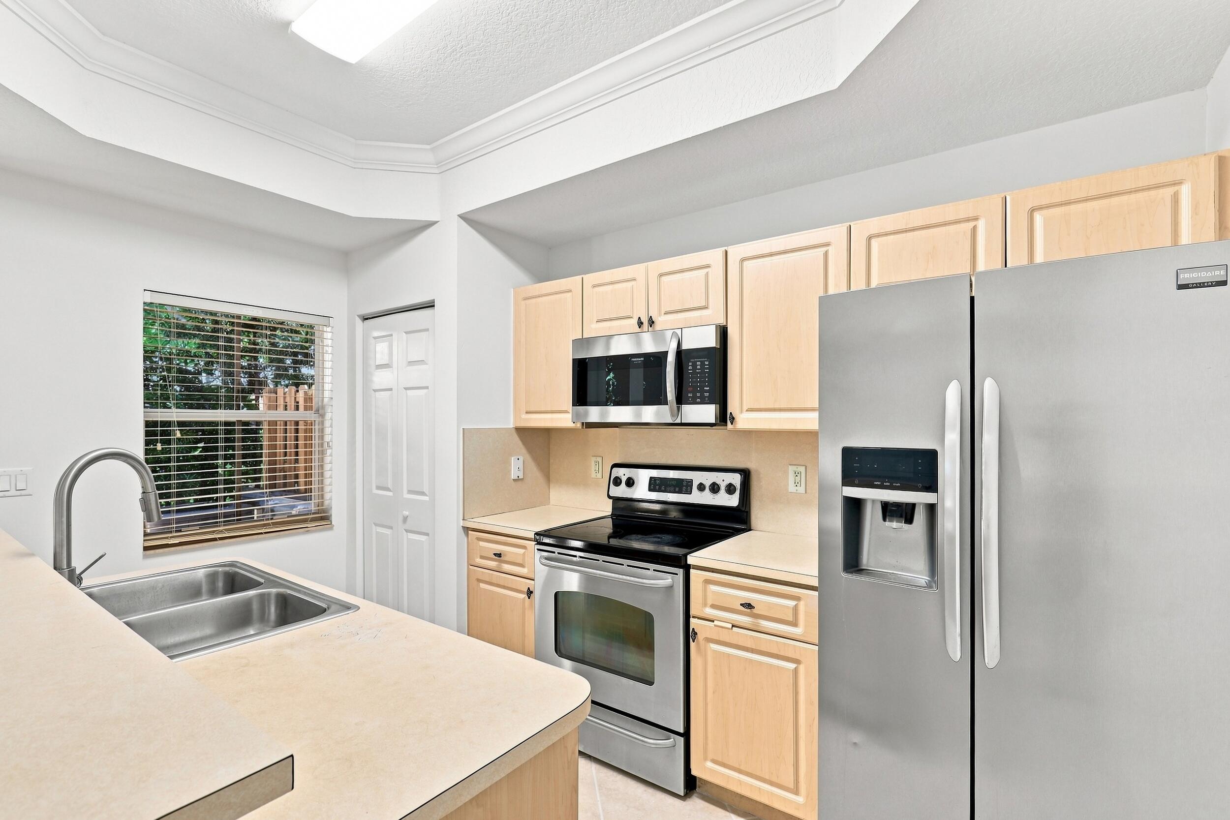 2107 Anchor Court 2104