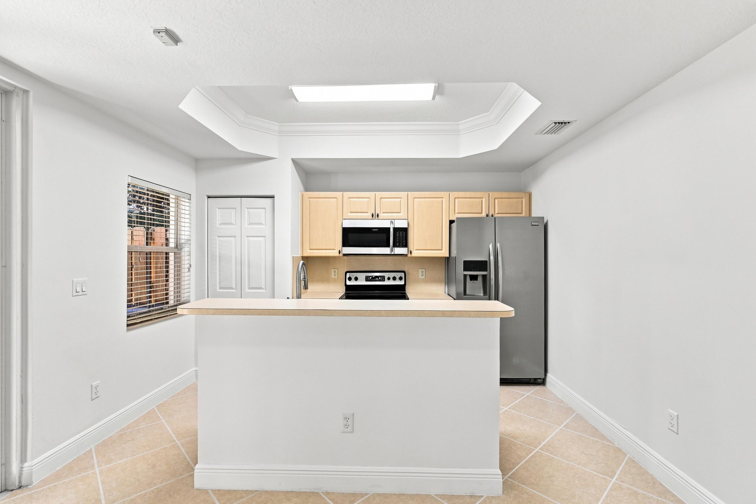 2107 Anchor Court 2104