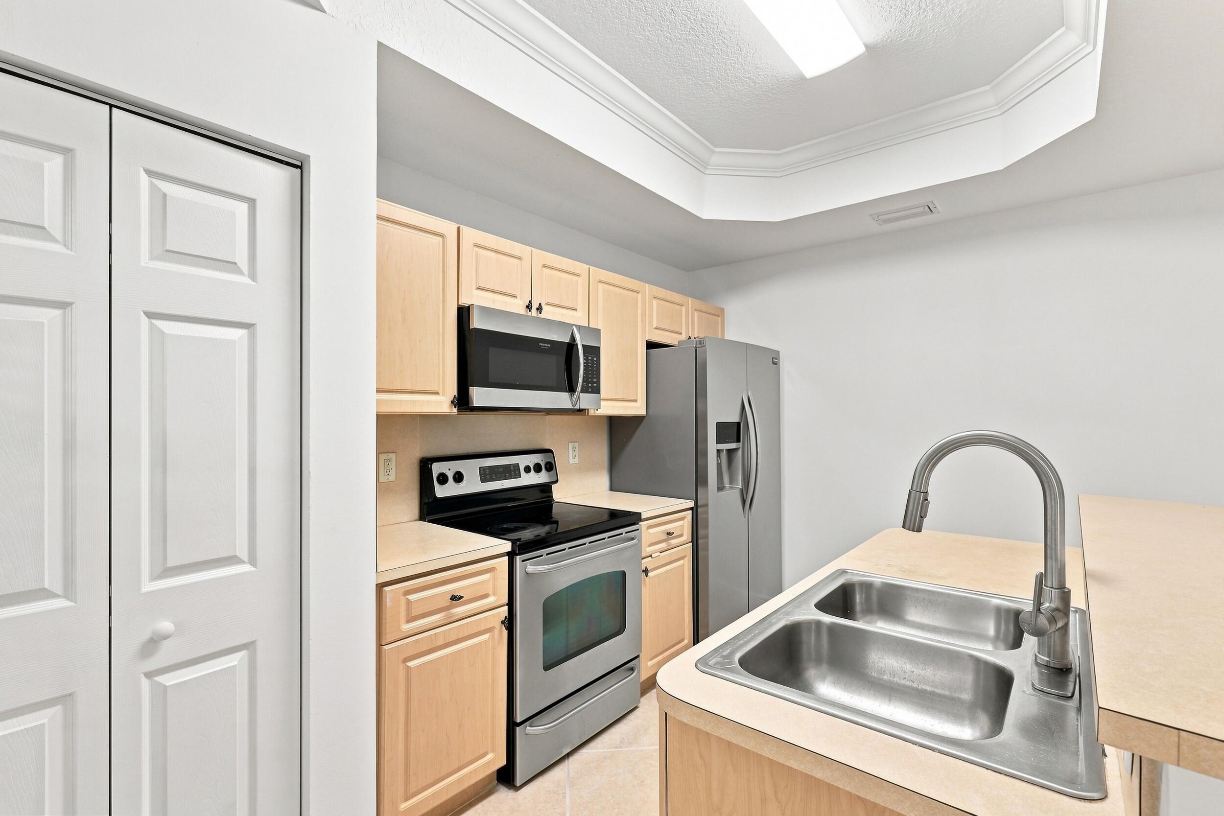 2107 Anchor Court 2104