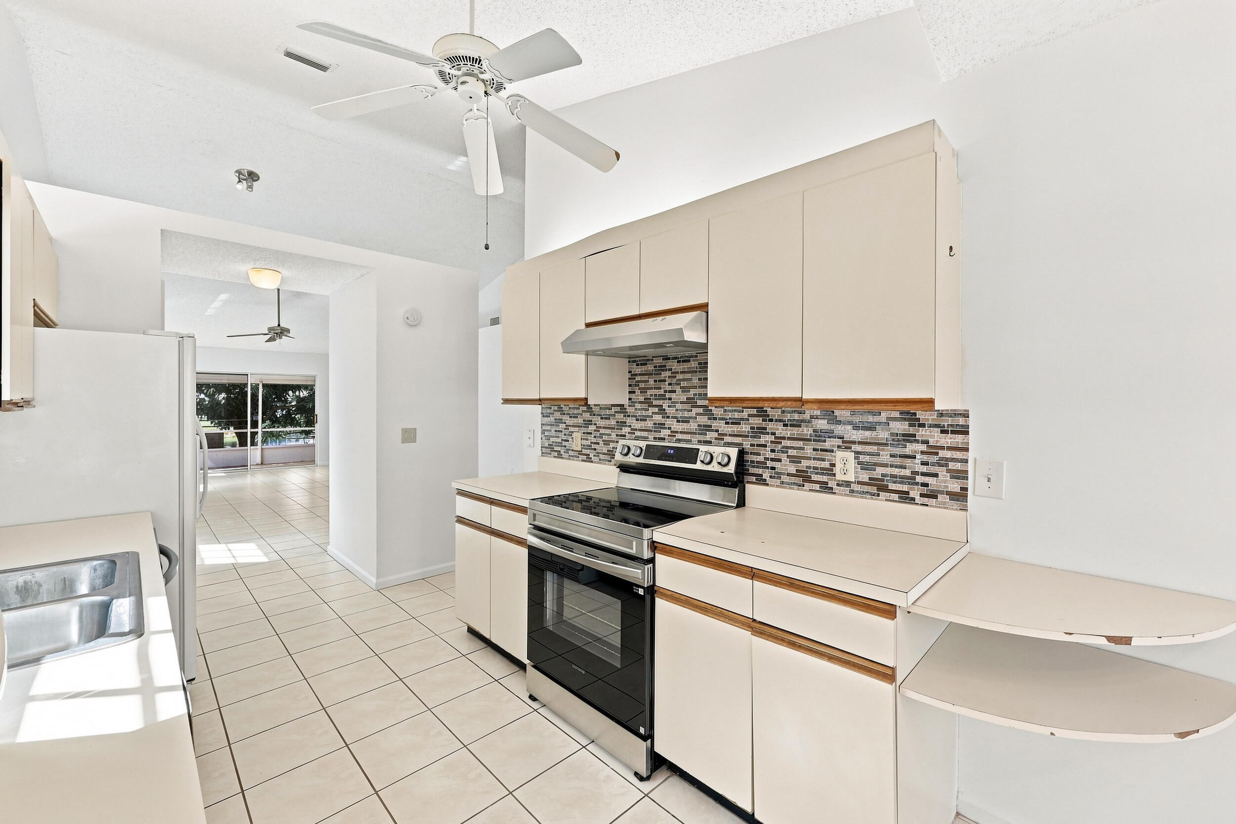 1707 Banyan Creek Court