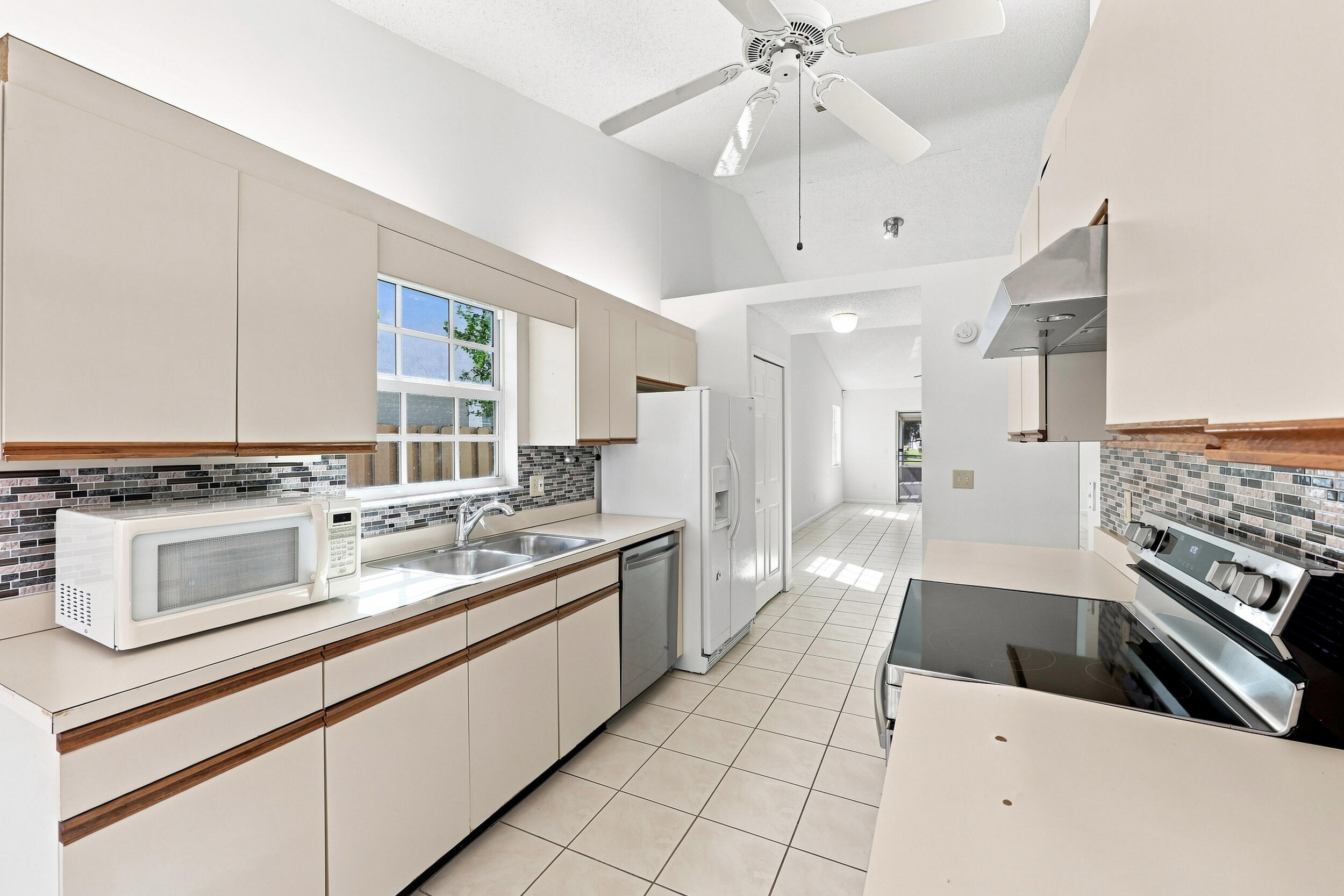 1707 Banyan Creek Court