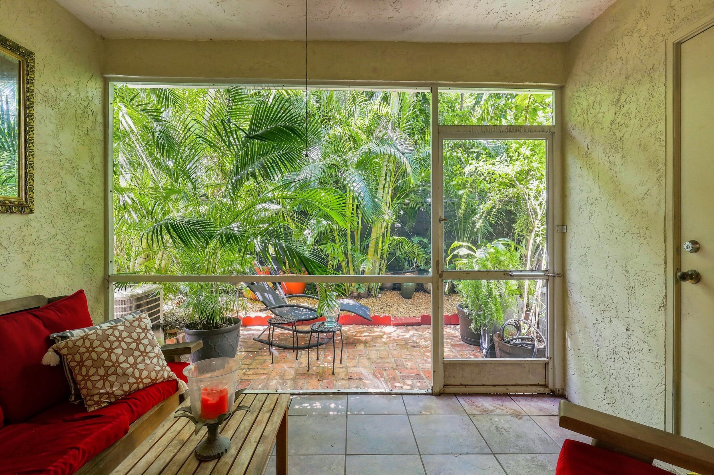 920 KOKOMO KEY Lane