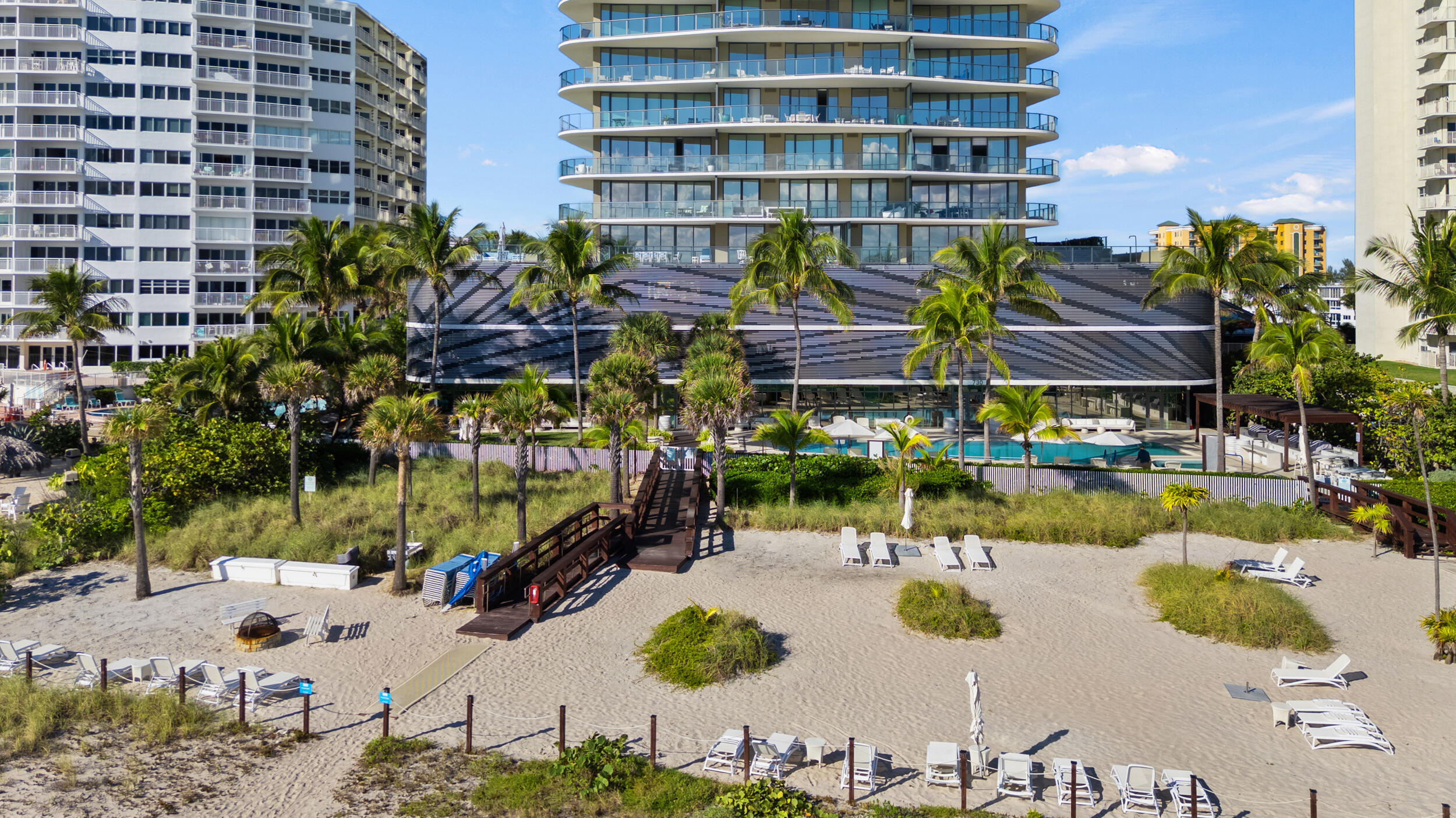 730 N Ocean Boulevard