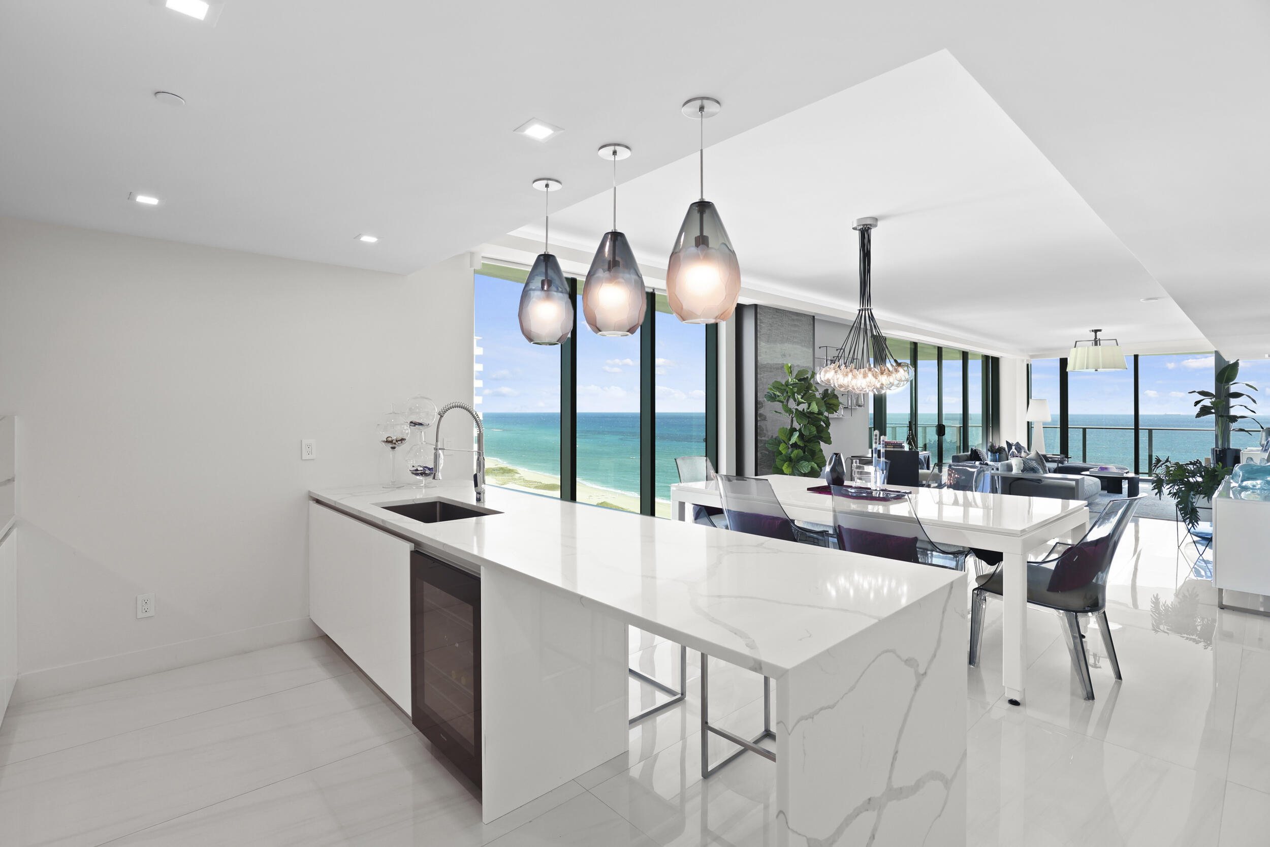 730 N Ocean Boulevard