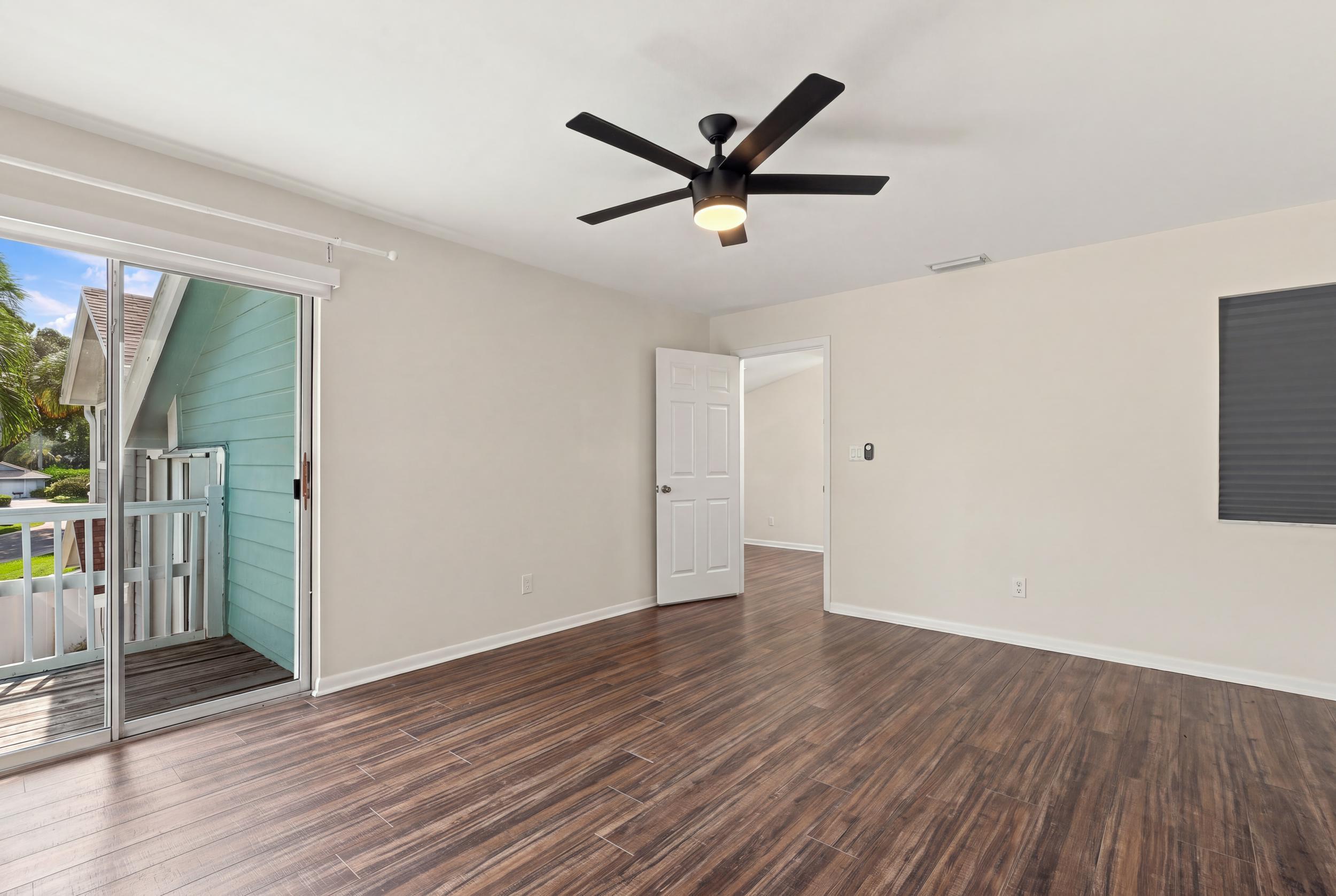 5406 214th Court S