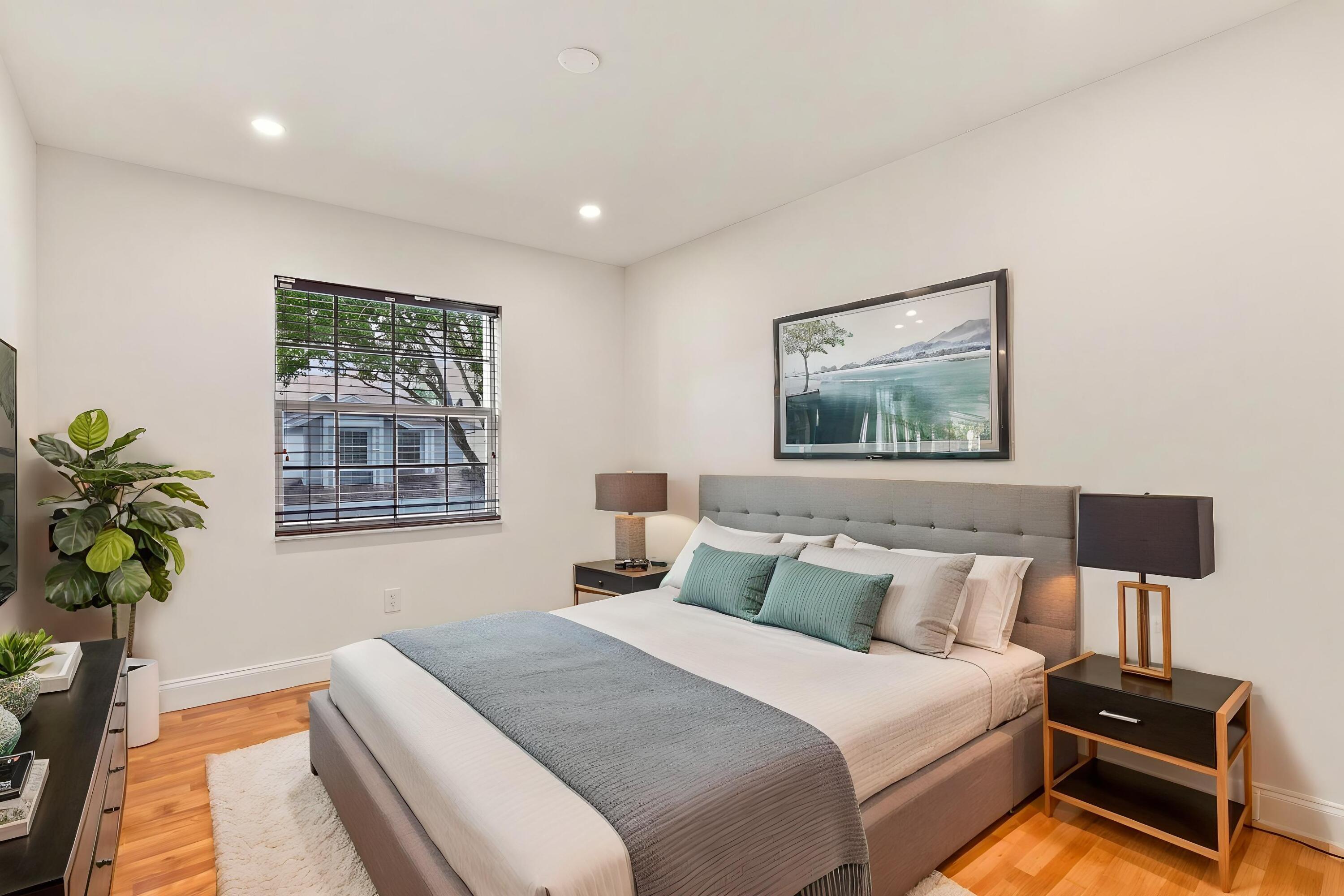 5406 214th Court S