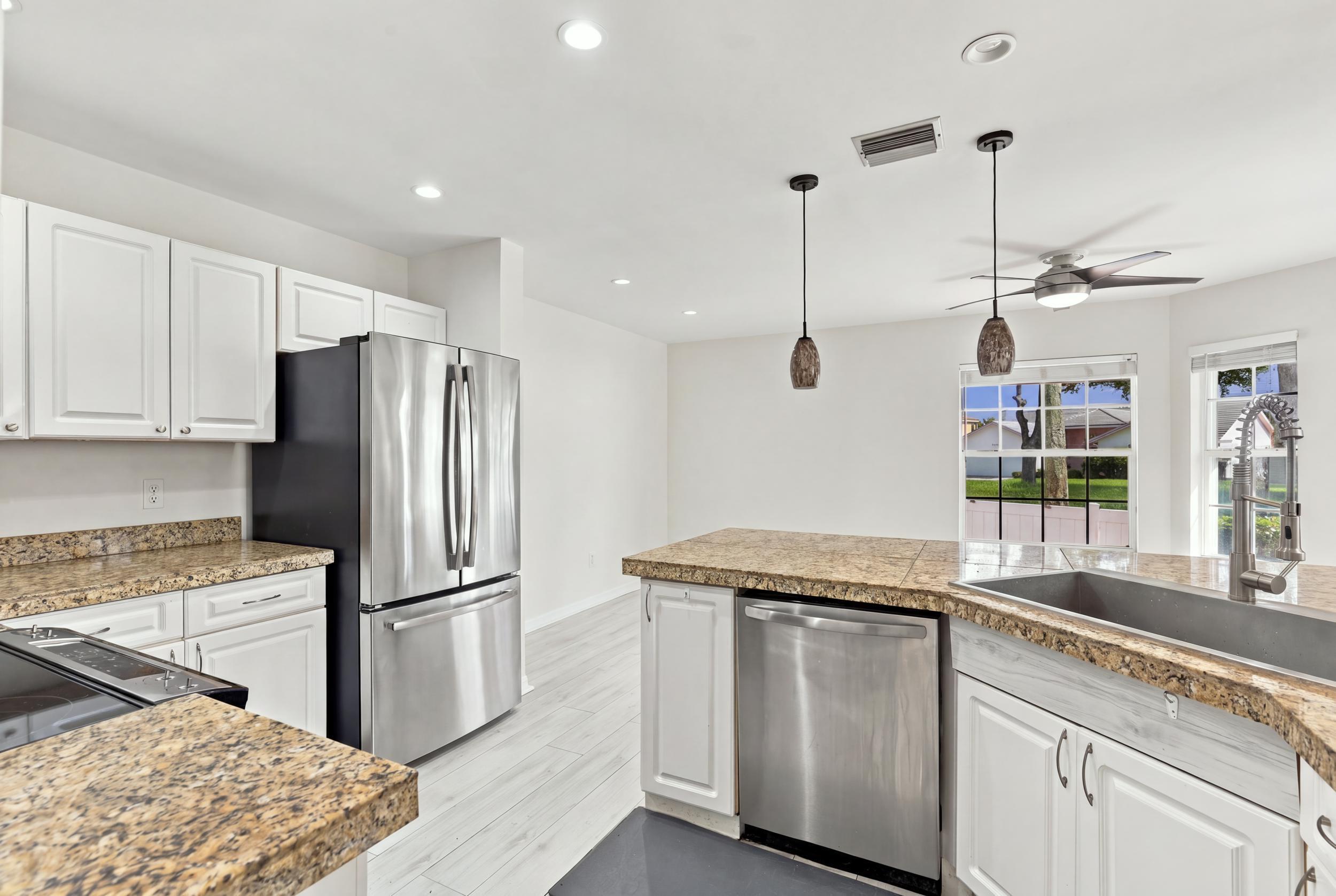 5406 214th Court S
