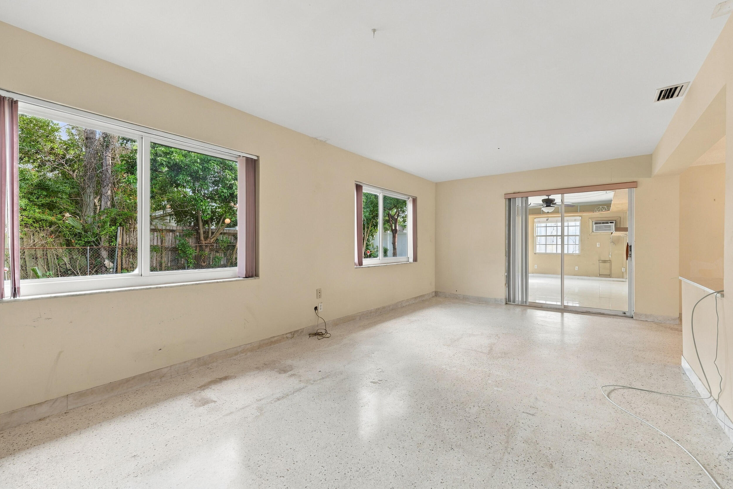 213 NE 24th Court