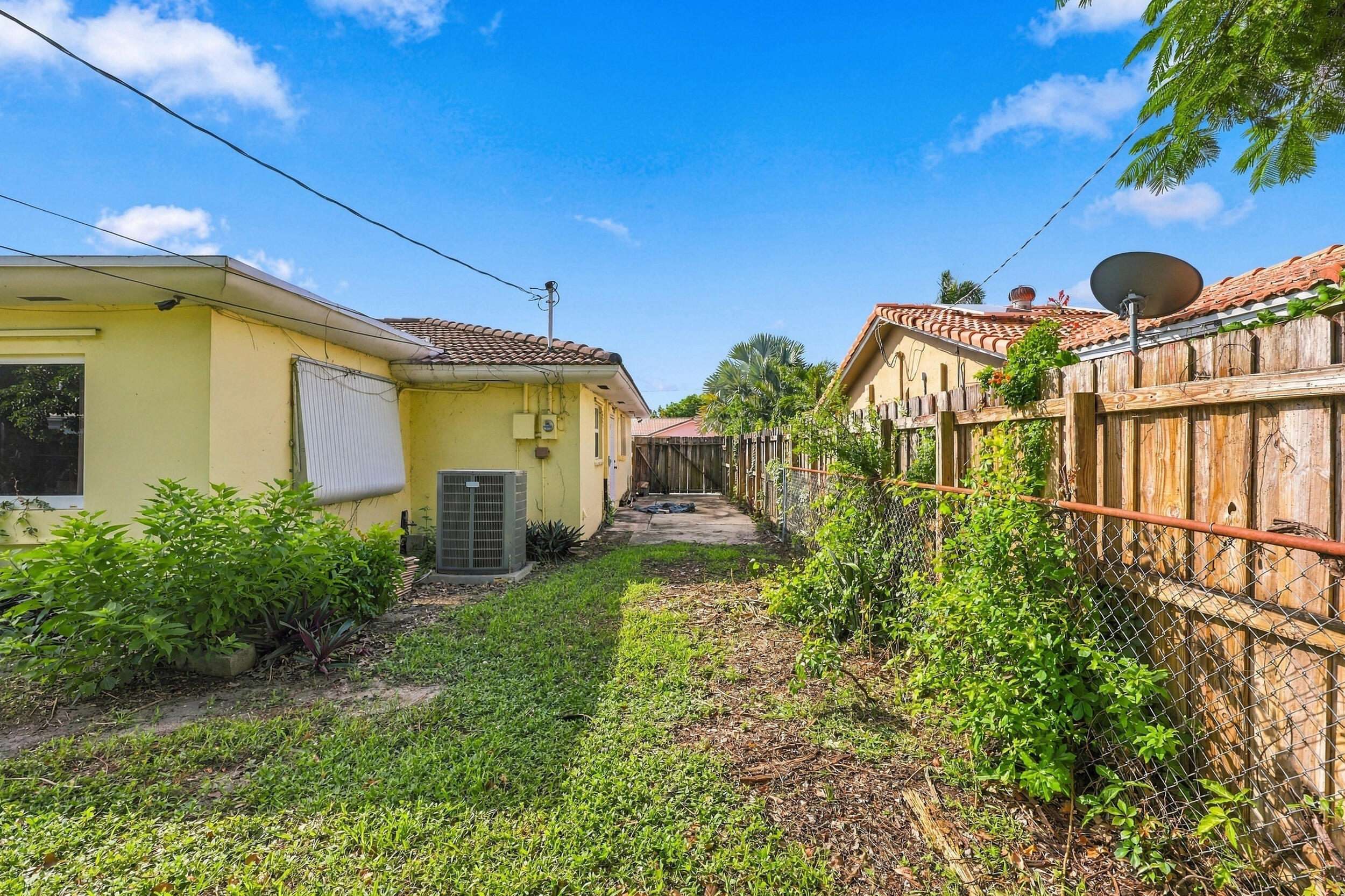 213 NE 24th Court