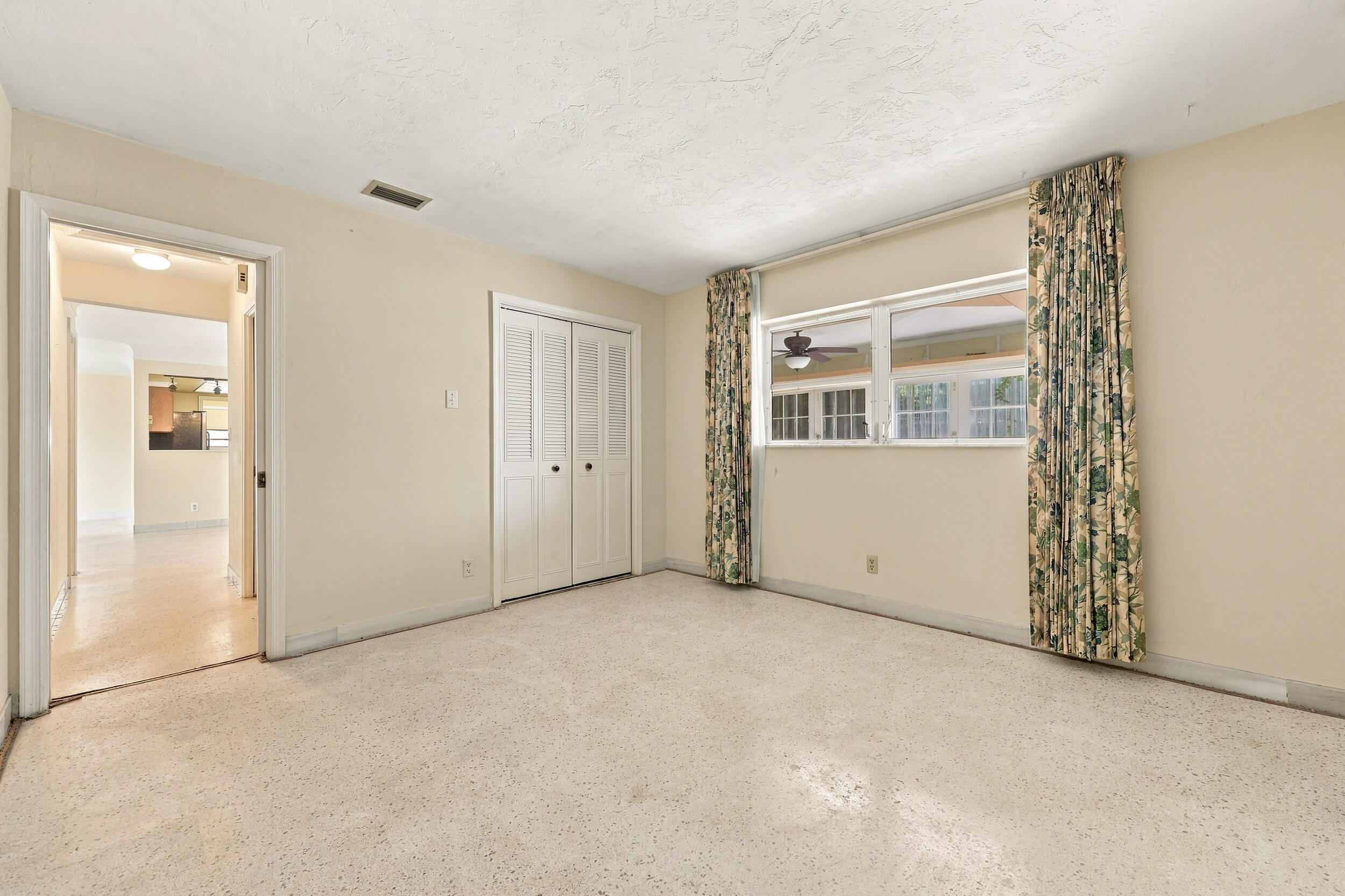 213 NE 24th Court