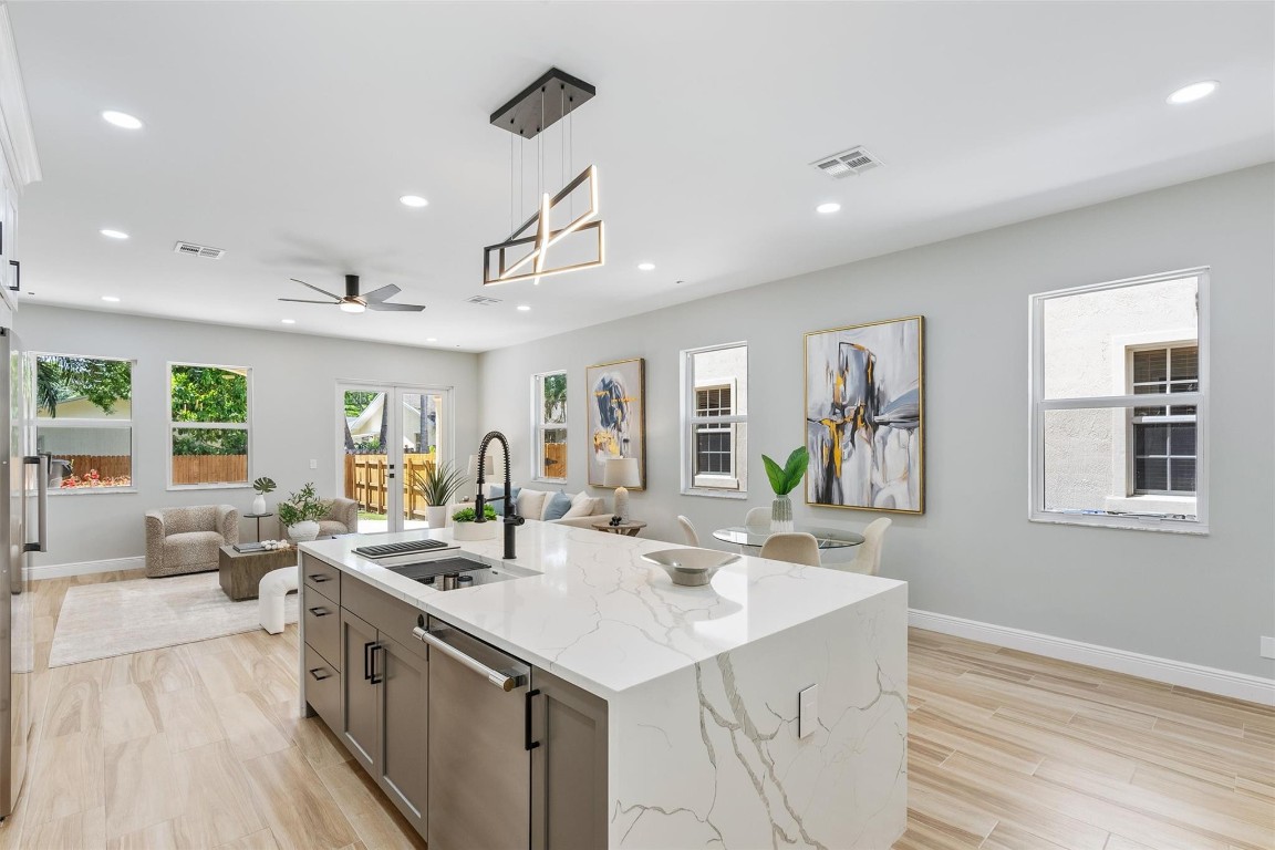 2309 SW 18th Ave 2309