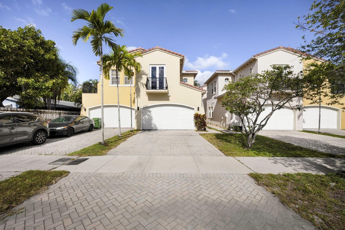 2309 SW 18th Ave 2309