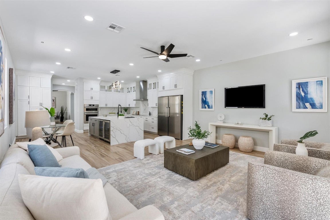 2309 SW 18th Ave 2309