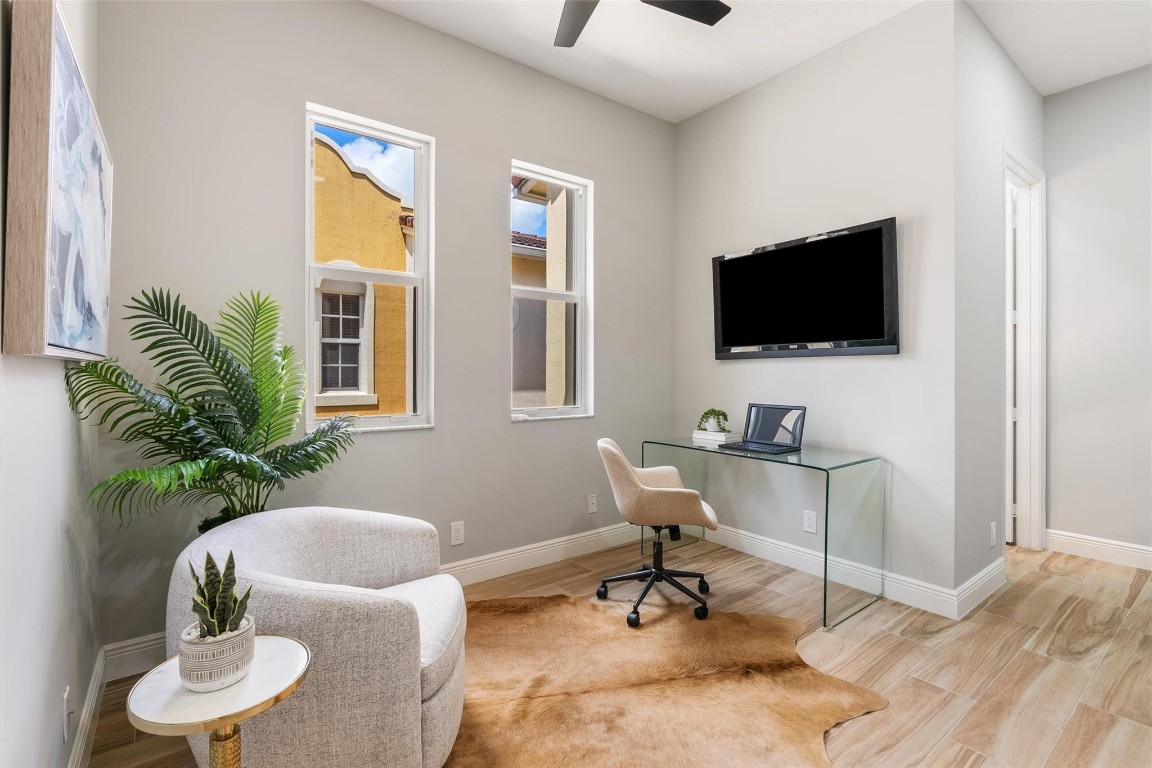 2309 SW 18th Ave 2309