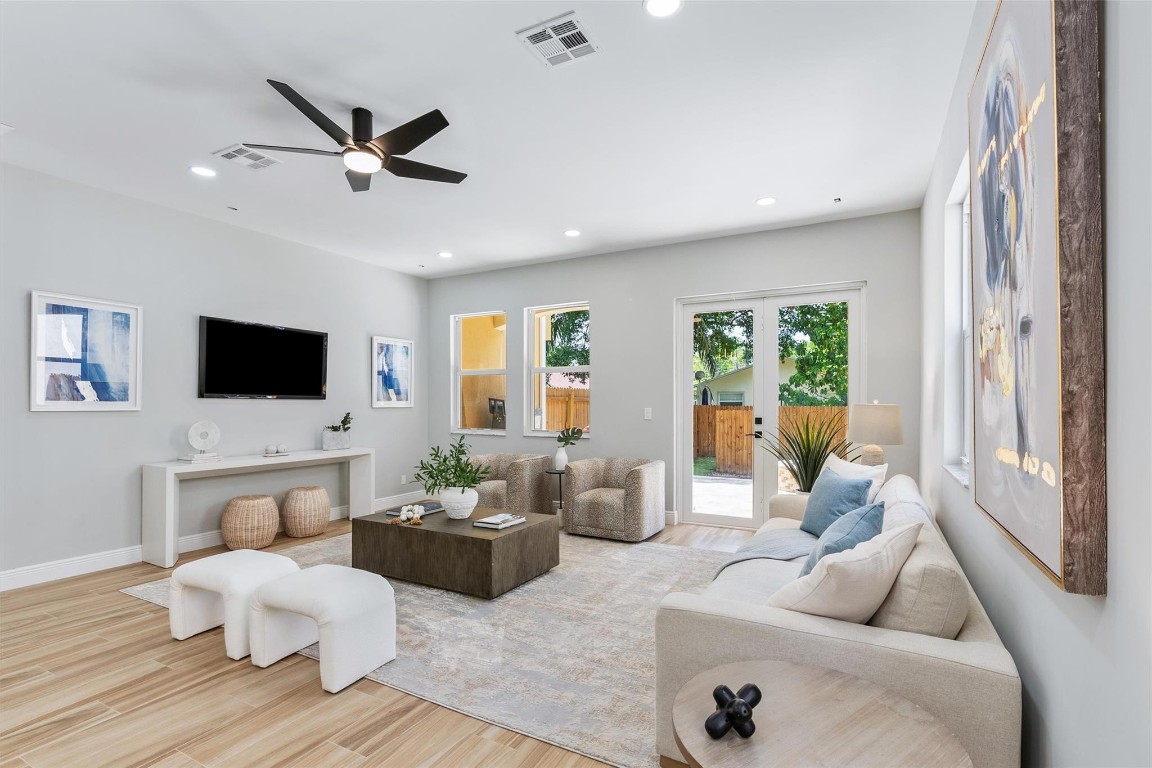 2309 SW 18th Ave 2309