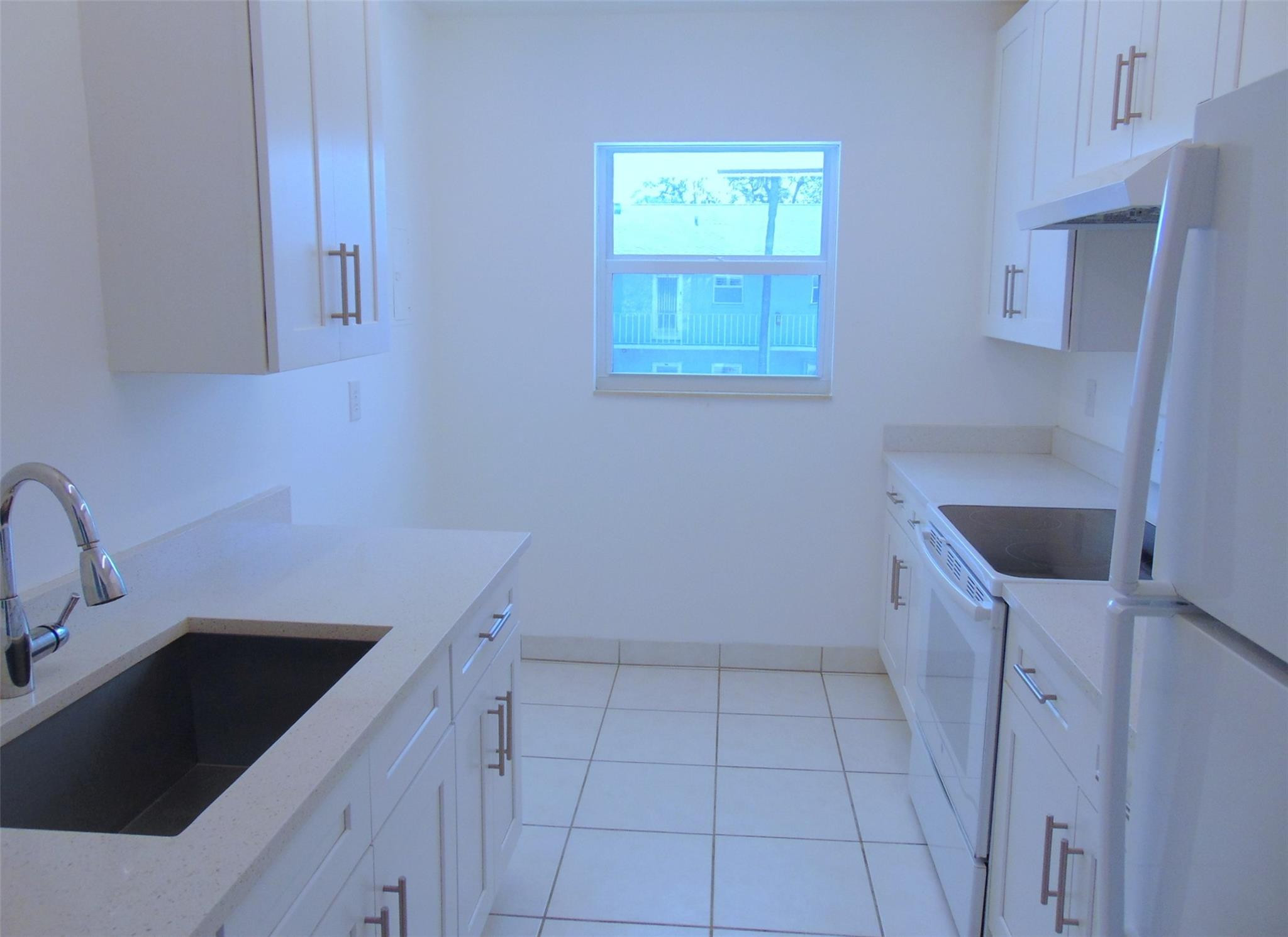 2400 SW 22nd Ave 512