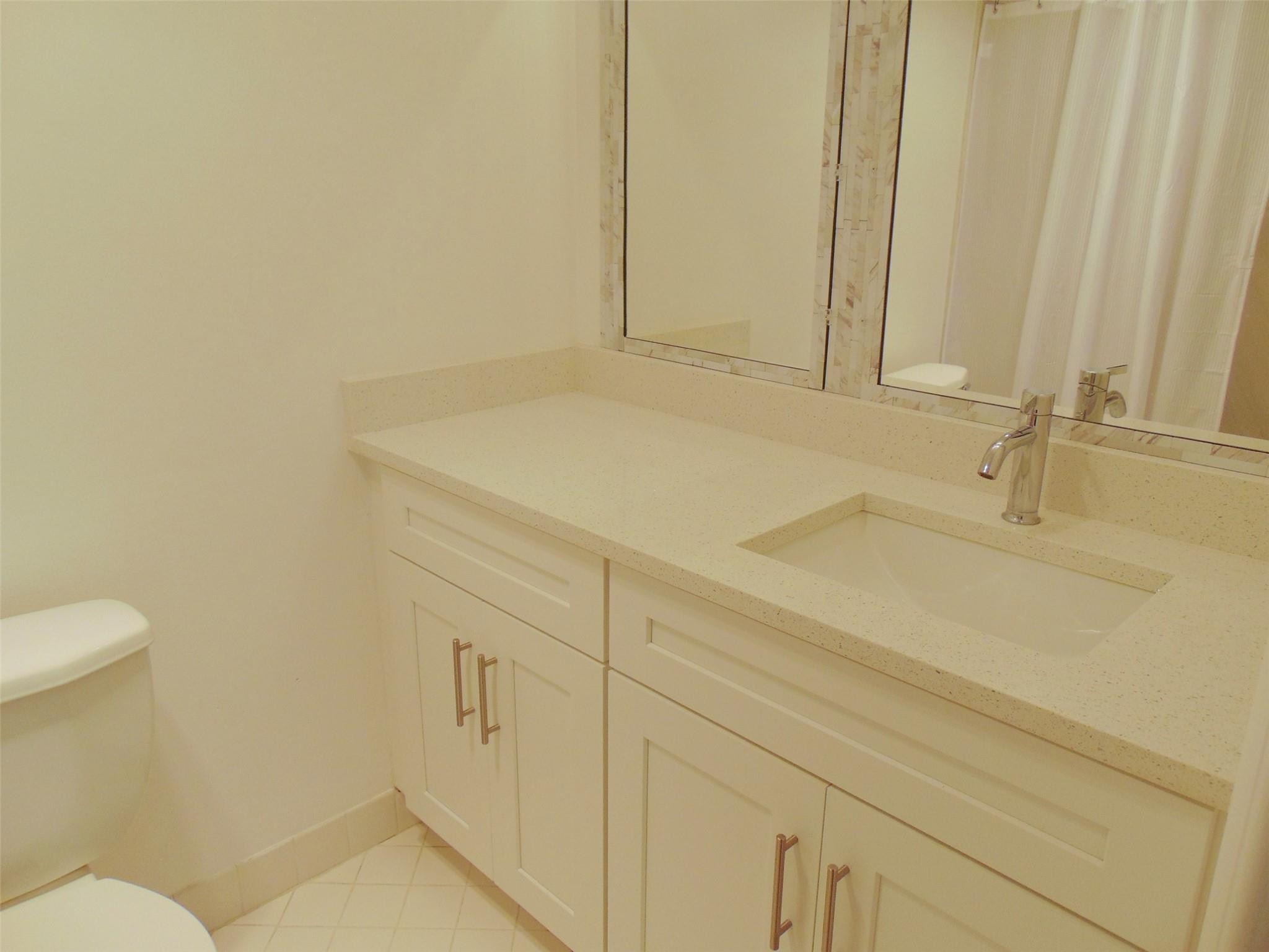 2400 SW 22nd Ave 512