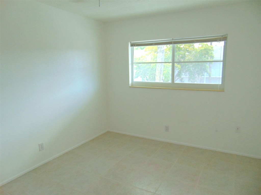 2400 SW 22nd Ave 512