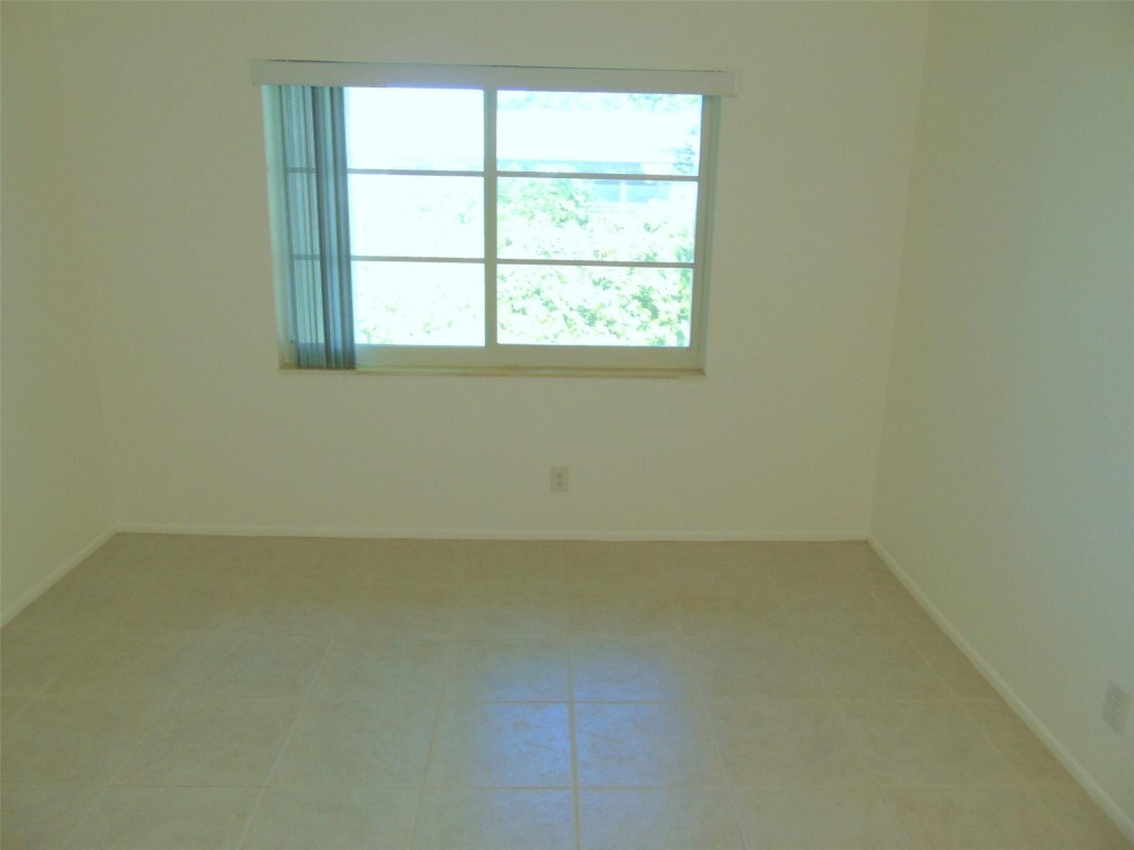 2400 SW 22nd Ave 512