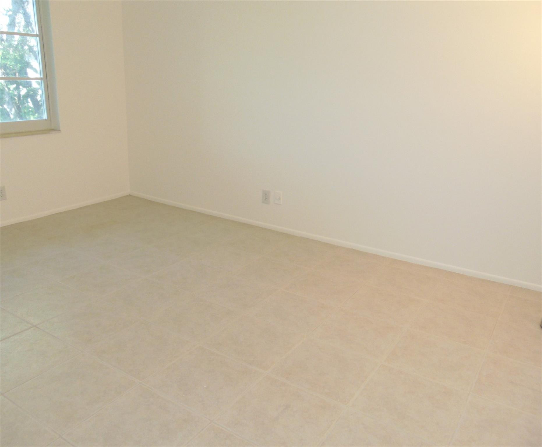 2400 SW 22nd Ave 512