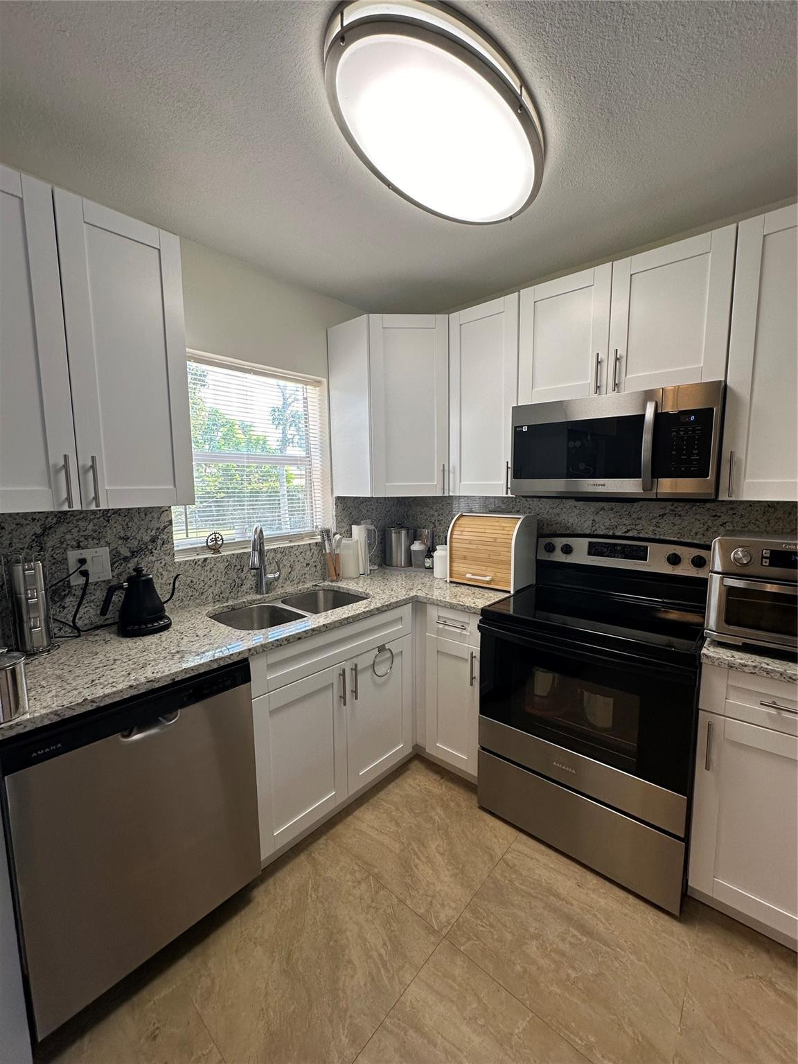 1101 SW 32nd Ct