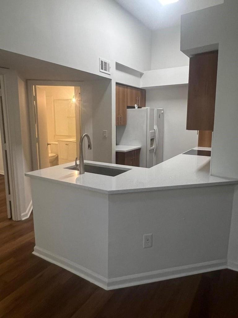 1050 Crystal Way D
