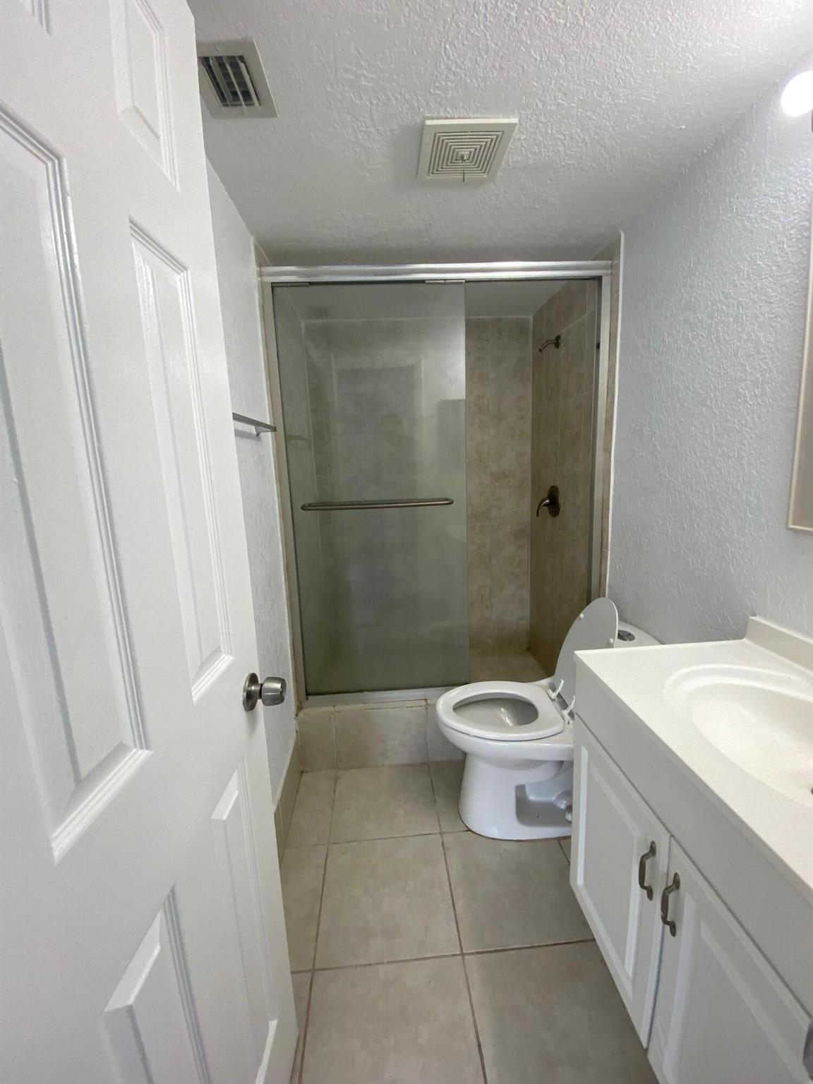 526 Shady Pine Way D1