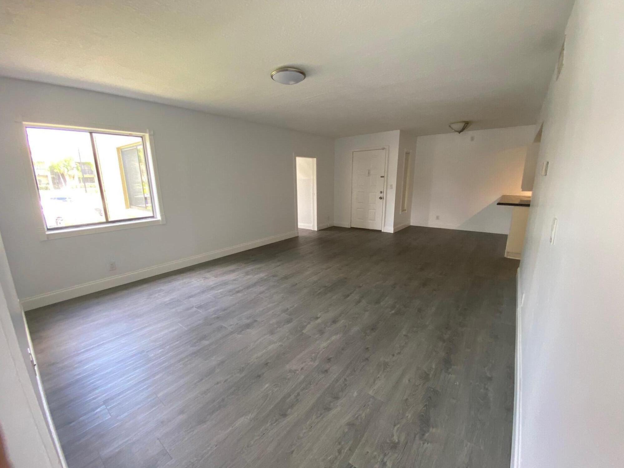 526 Shady Pine Way D1