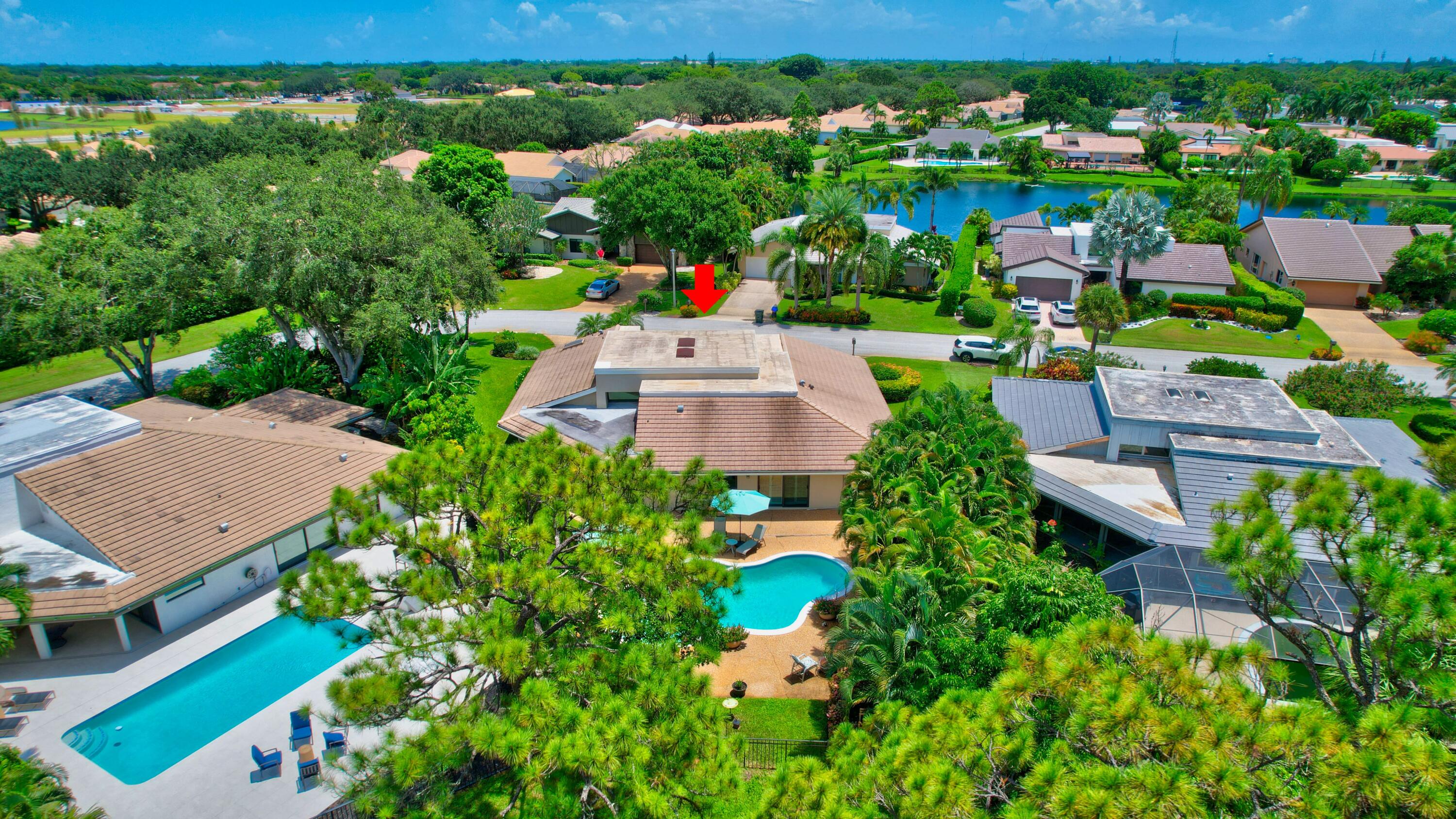 624 W Lakewoode Circle