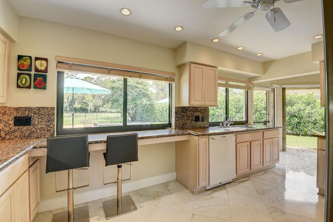 624 W Lakewoode Circle